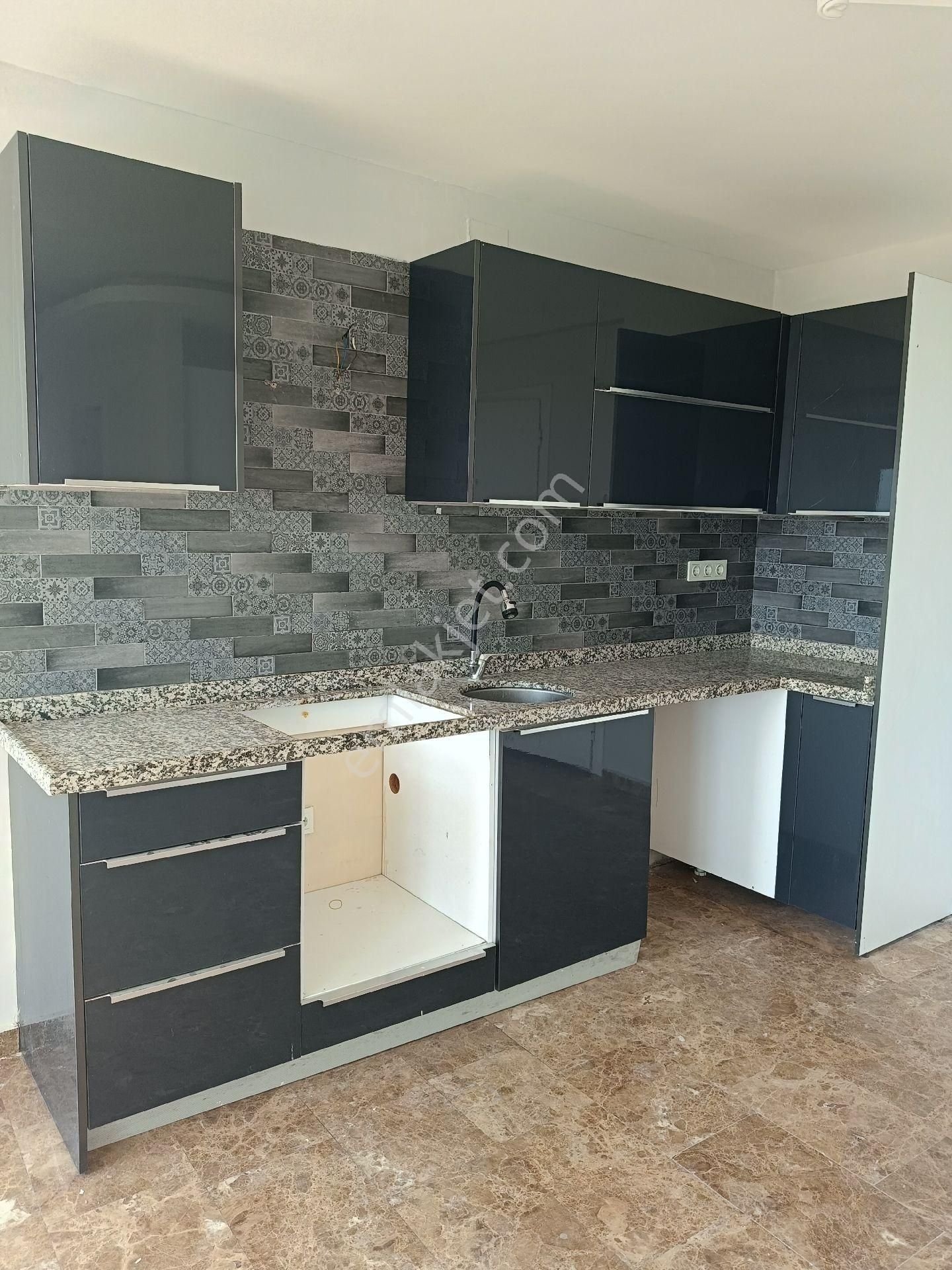 Birlik Gayrimenkul Den Osmangazi De 2+1 Toki Civarı Fırsat Kiralık Daire!!!