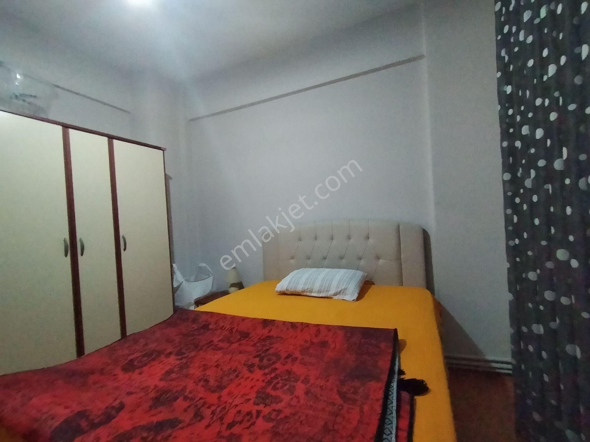 Küçükçekmece Cennette Satılık Asansörlü 120.m2.daire.3+1-3.650.000.tl - Görsel 4