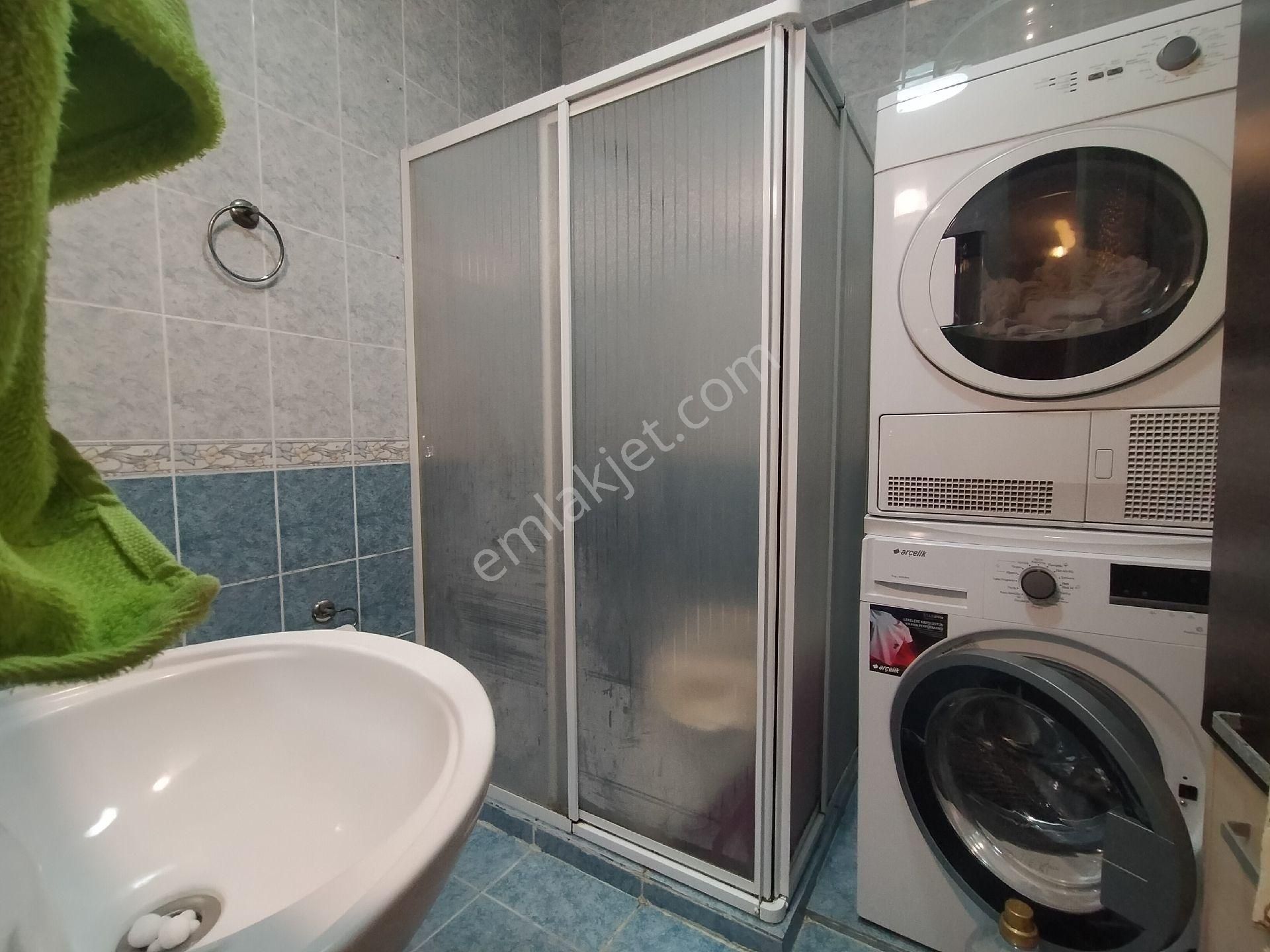 Küçükçekmece Cennette Satılık Asansörlü 120.m2.daire.3+1-3.650.000.tl - Görsel 5