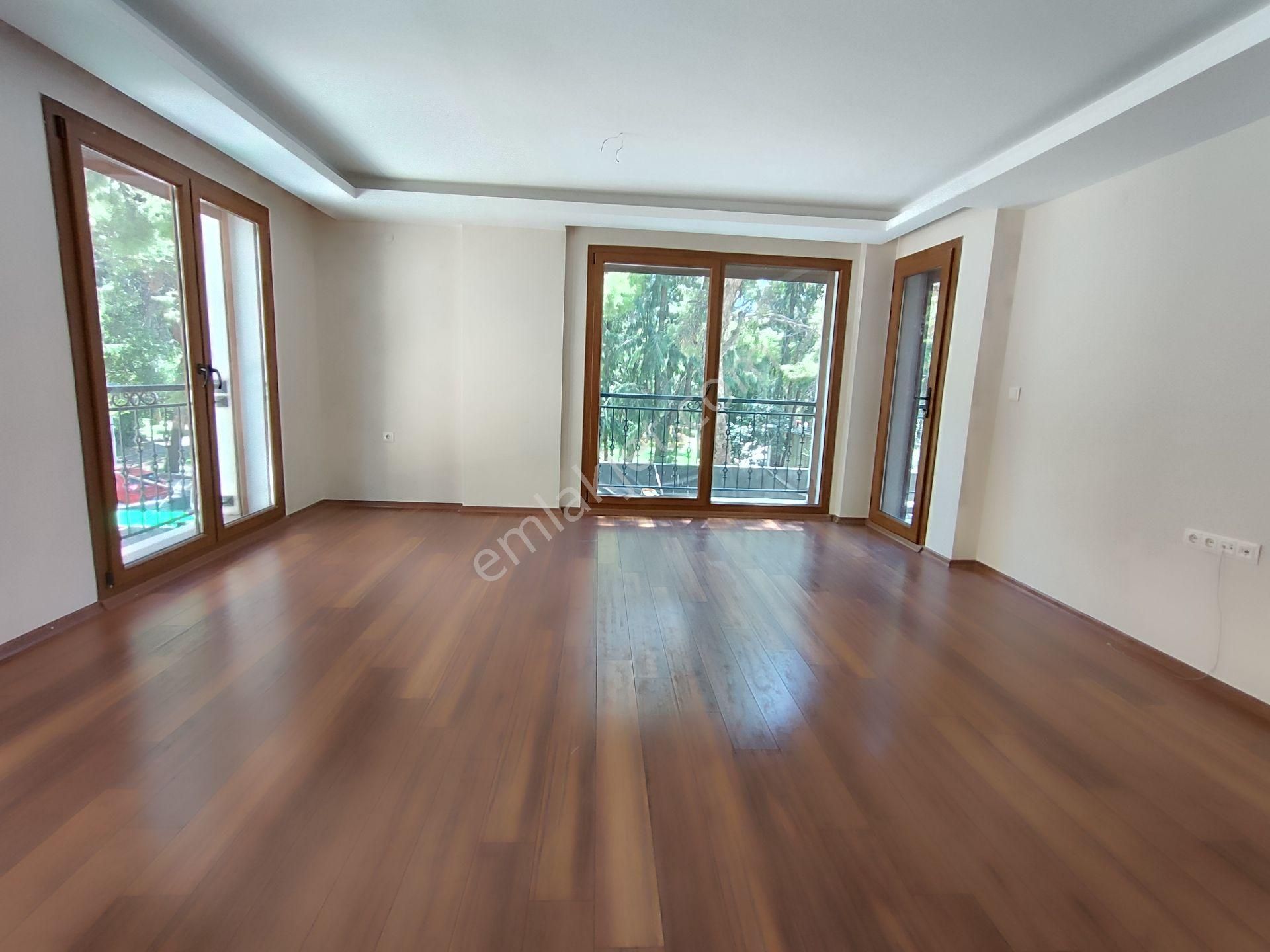 Başkut Emlaktan Bornova-büyük Park Karşısı 3+1 Lux Satılık Daire