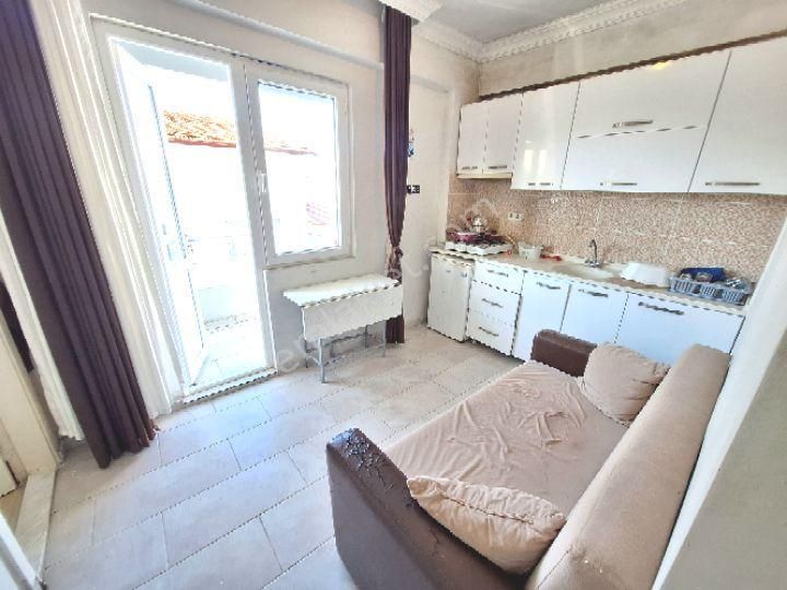 Kuşadası Merkezde 17.000tl Apart 1+1 Apart Daire