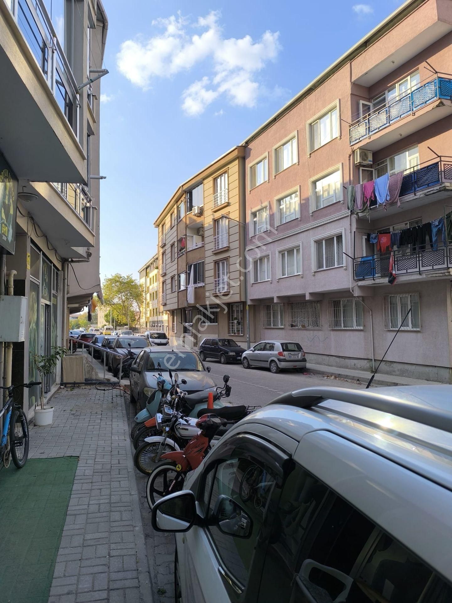 M.k.paşa Gayrimenkulden Vıraca'da 2+1 Kiralık Daire