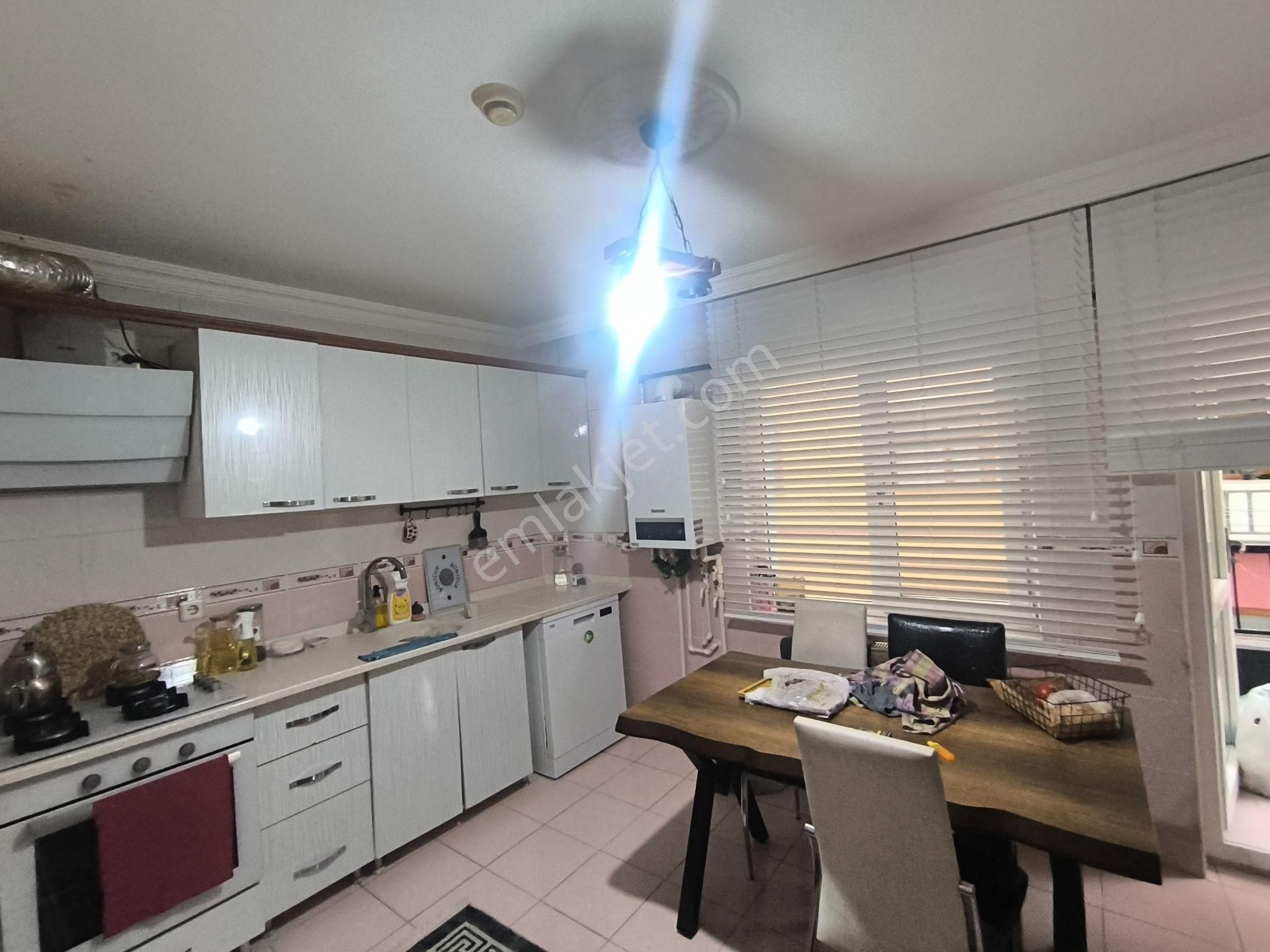 Kalecik Emlak'tan Hicret Cami Yanı 3+1 120m² 1.kat Masrafsız