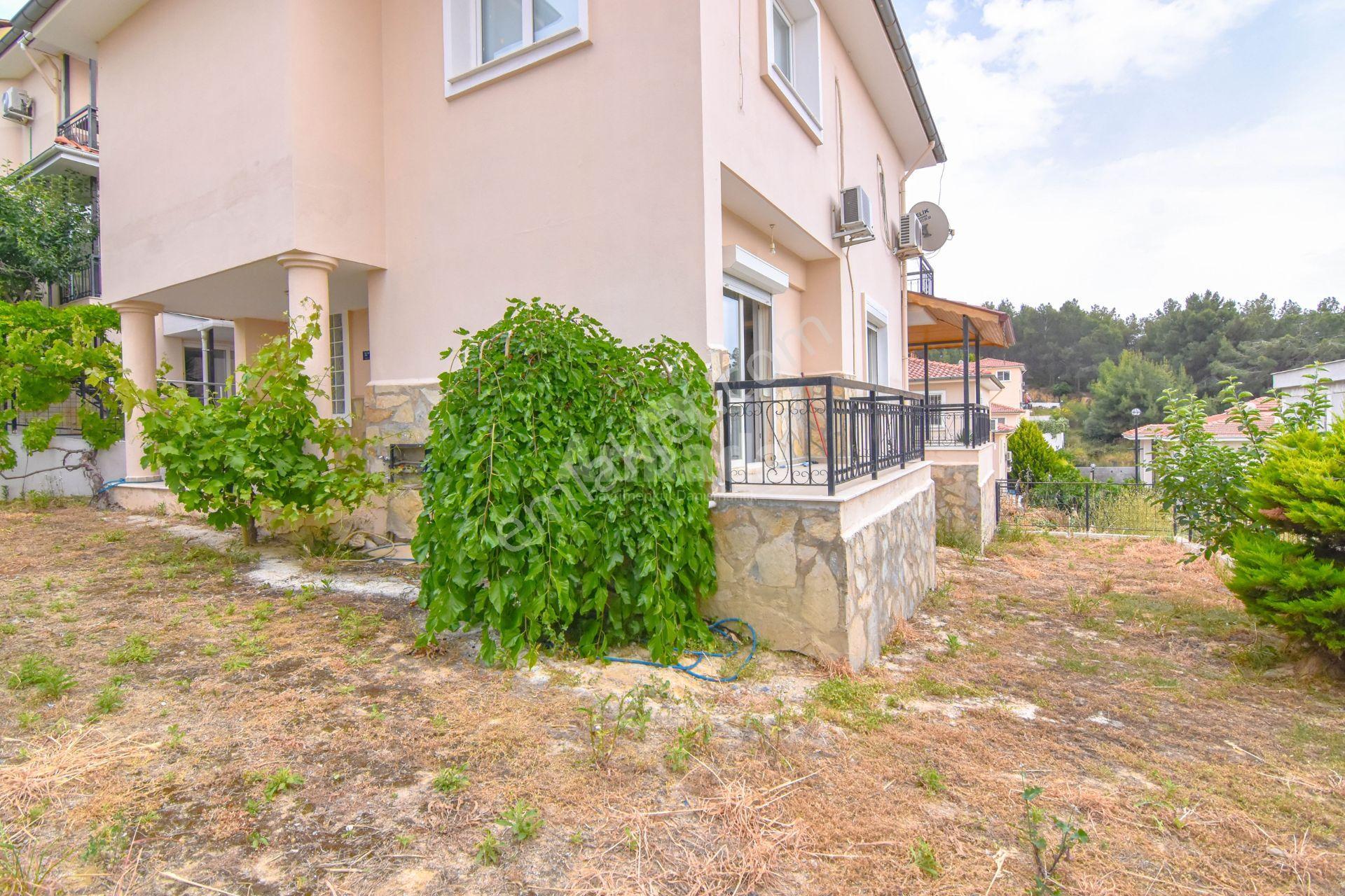 Kuşadası Soğucak'ta Müstakil Deniz Manzaralı Satılık 4+1 Villa - Görsel 32