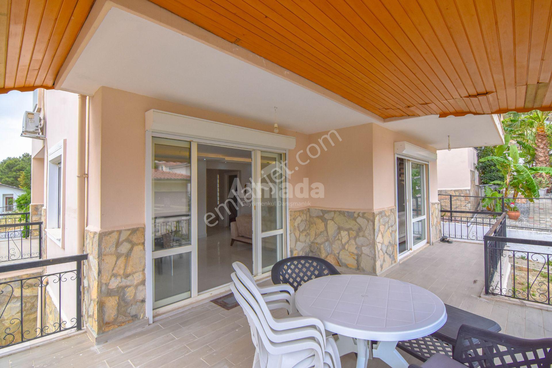 Kuşadası Soğucak'ta Müstakil Deniz Manzaralı Satılık 4+1 Villa - Görsel 25