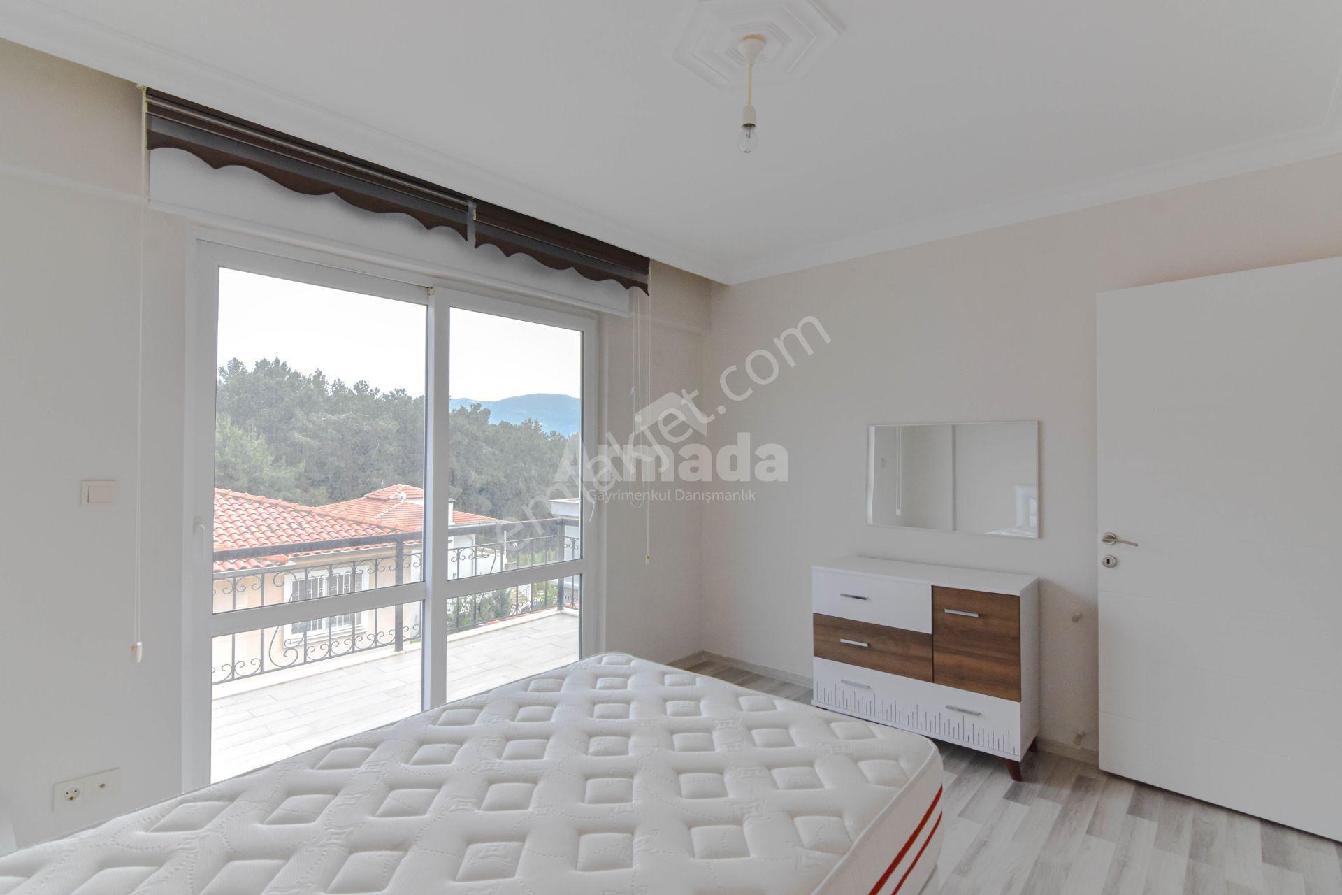 Kuşadası Soğucak'ta Müstakil Deniz Manzaralı Satılık 4+1 Villa - Görsel 16