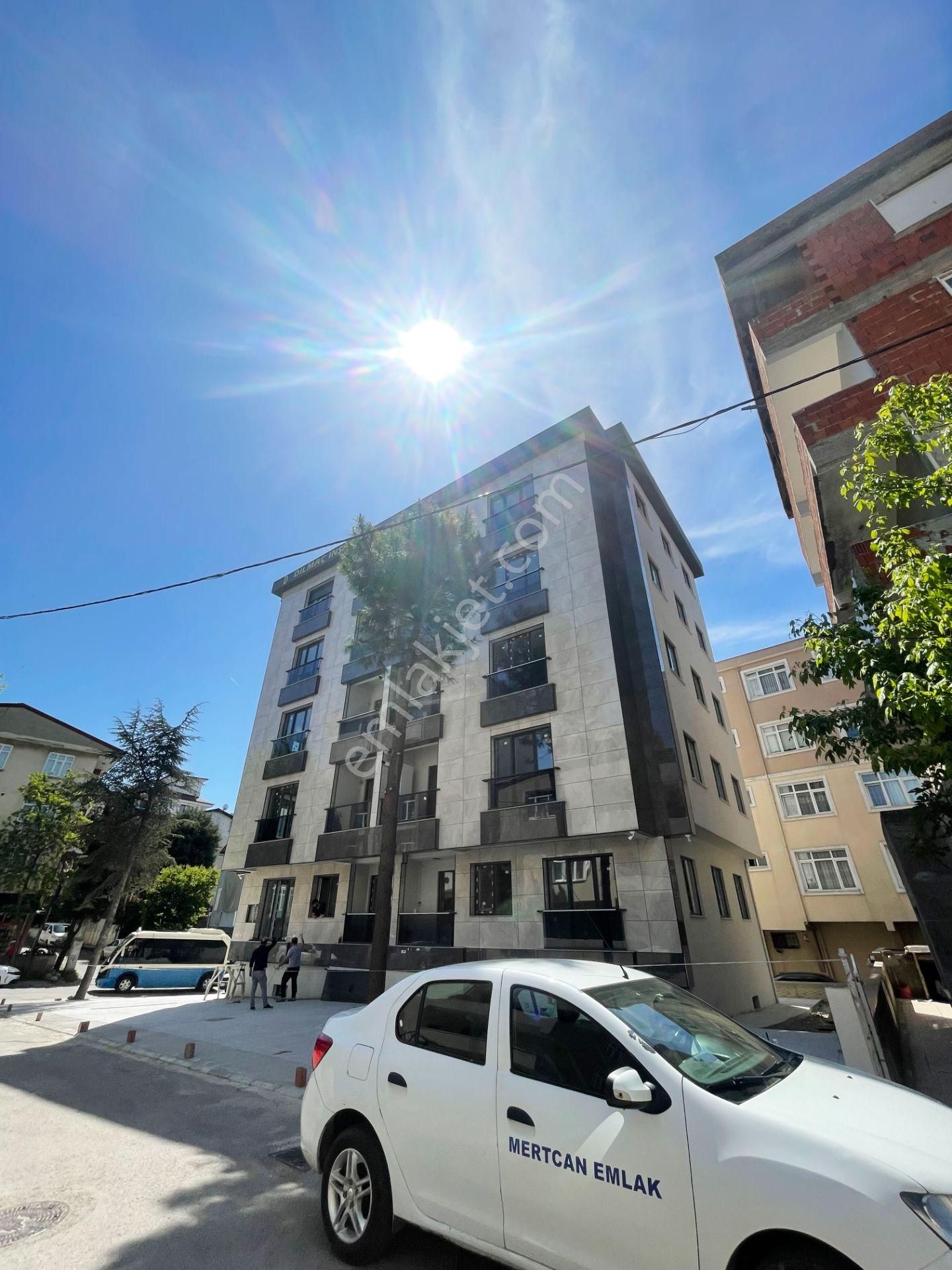 Kartal Metrosu - E5'e Yürüme 10 Dk Lüks 2+1 İskanlı 78m2 Net