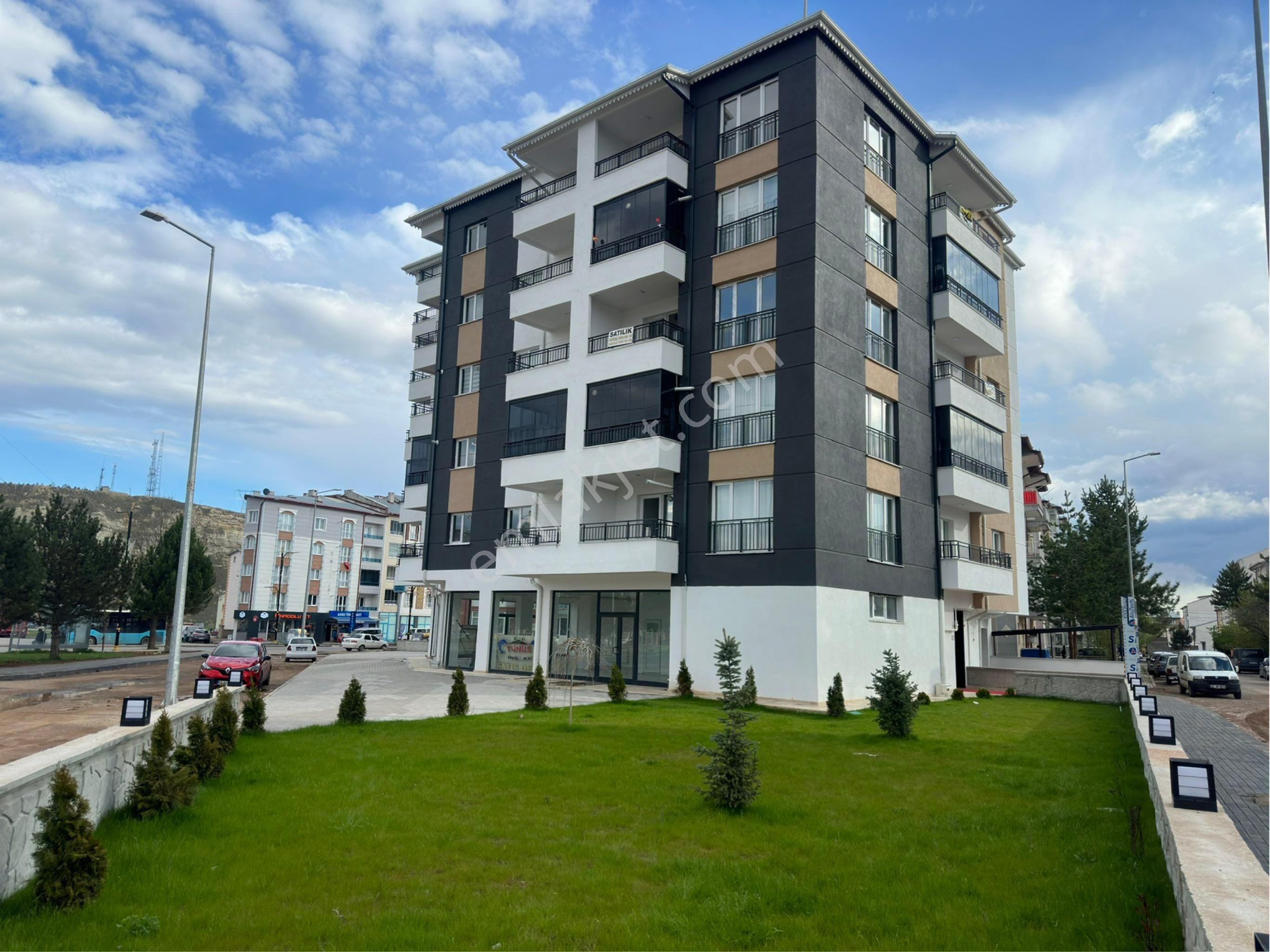 Şahbaz Emlak’tan- Alibaba Mahallesi’nde Satılık Sıfır Daireler