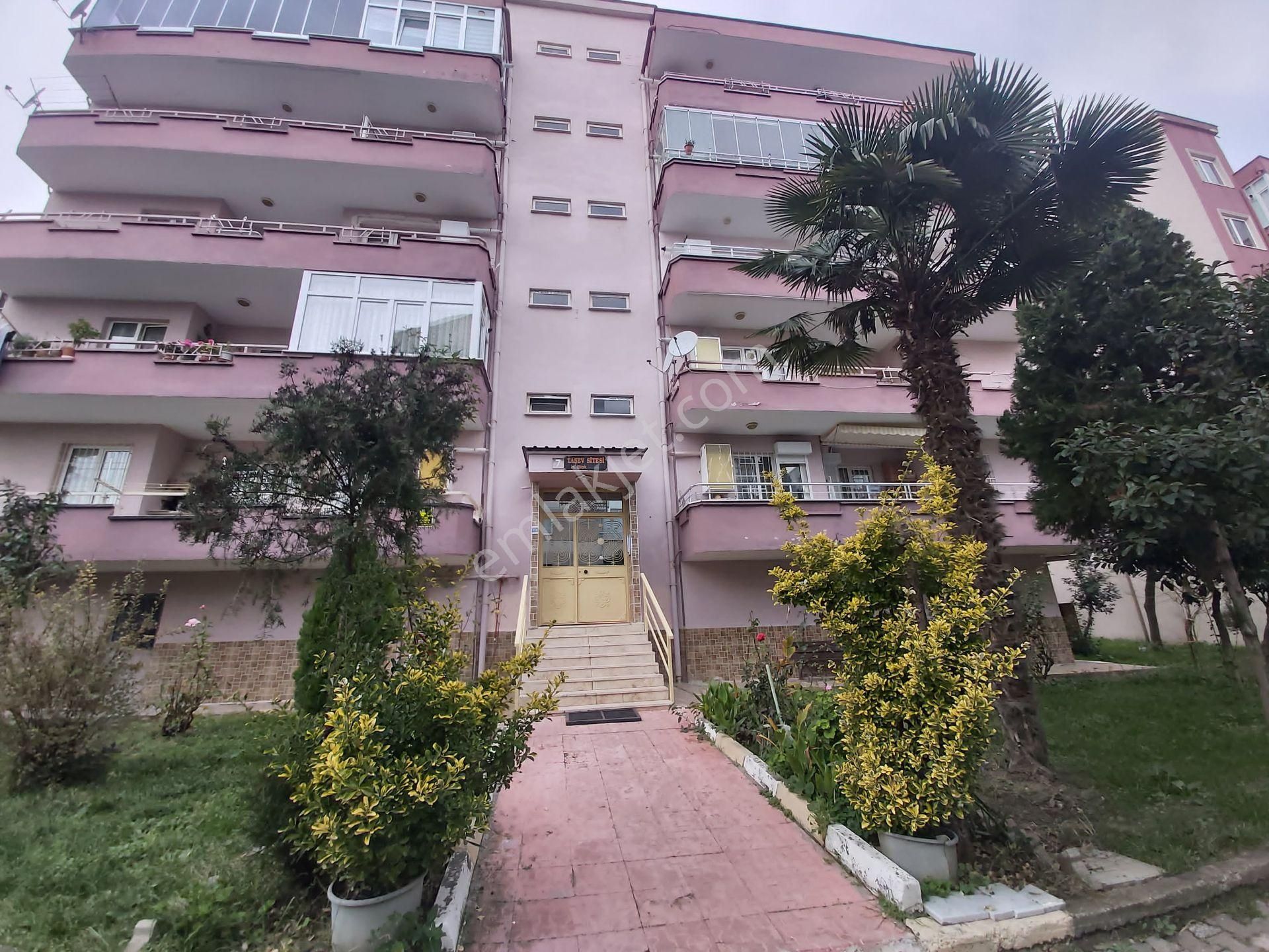 Bursa Mudanya Güzelyalı Sitelerde Satılık Fırsat Daire