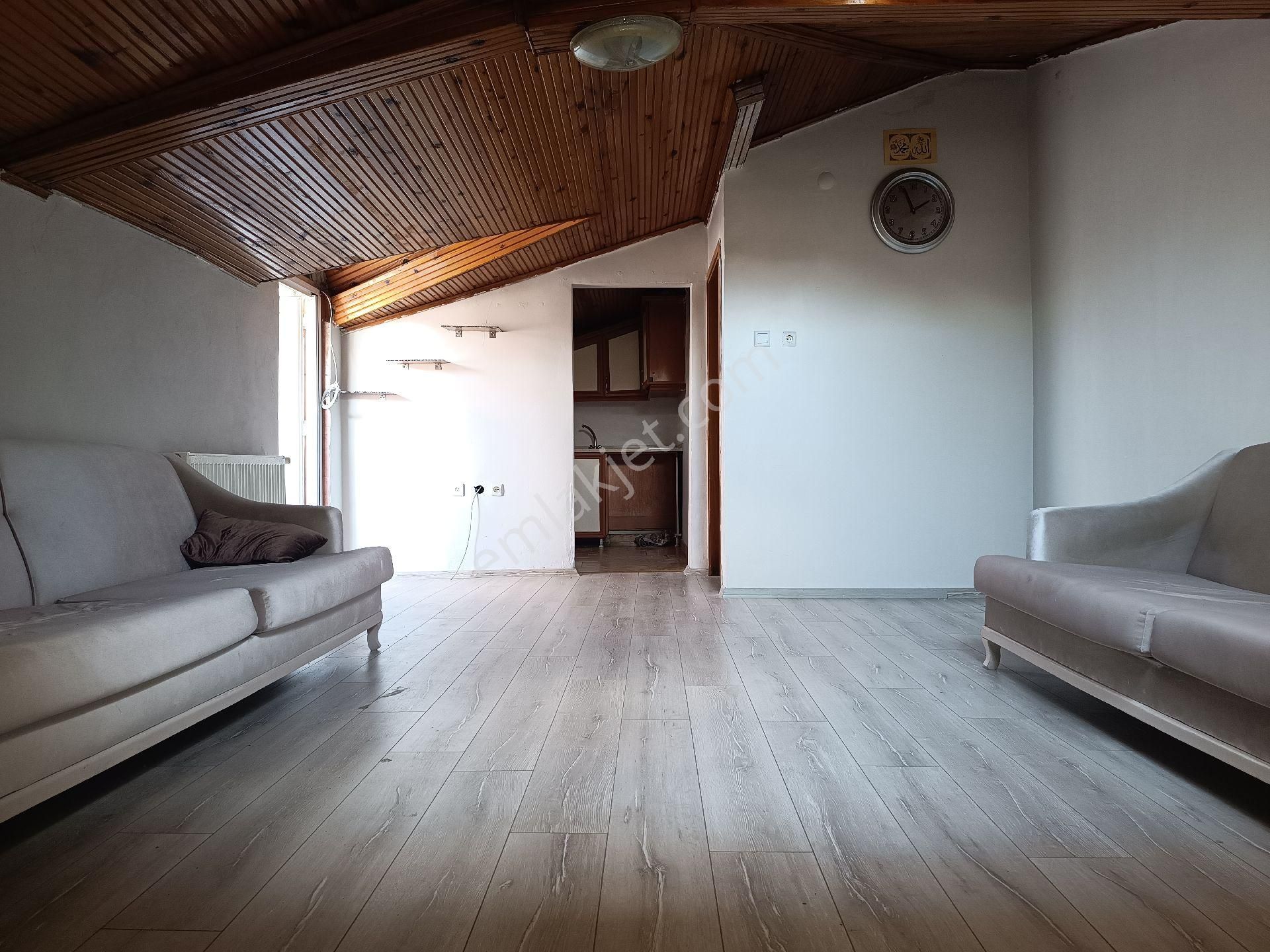 Aksa Emlaktan Kiralık