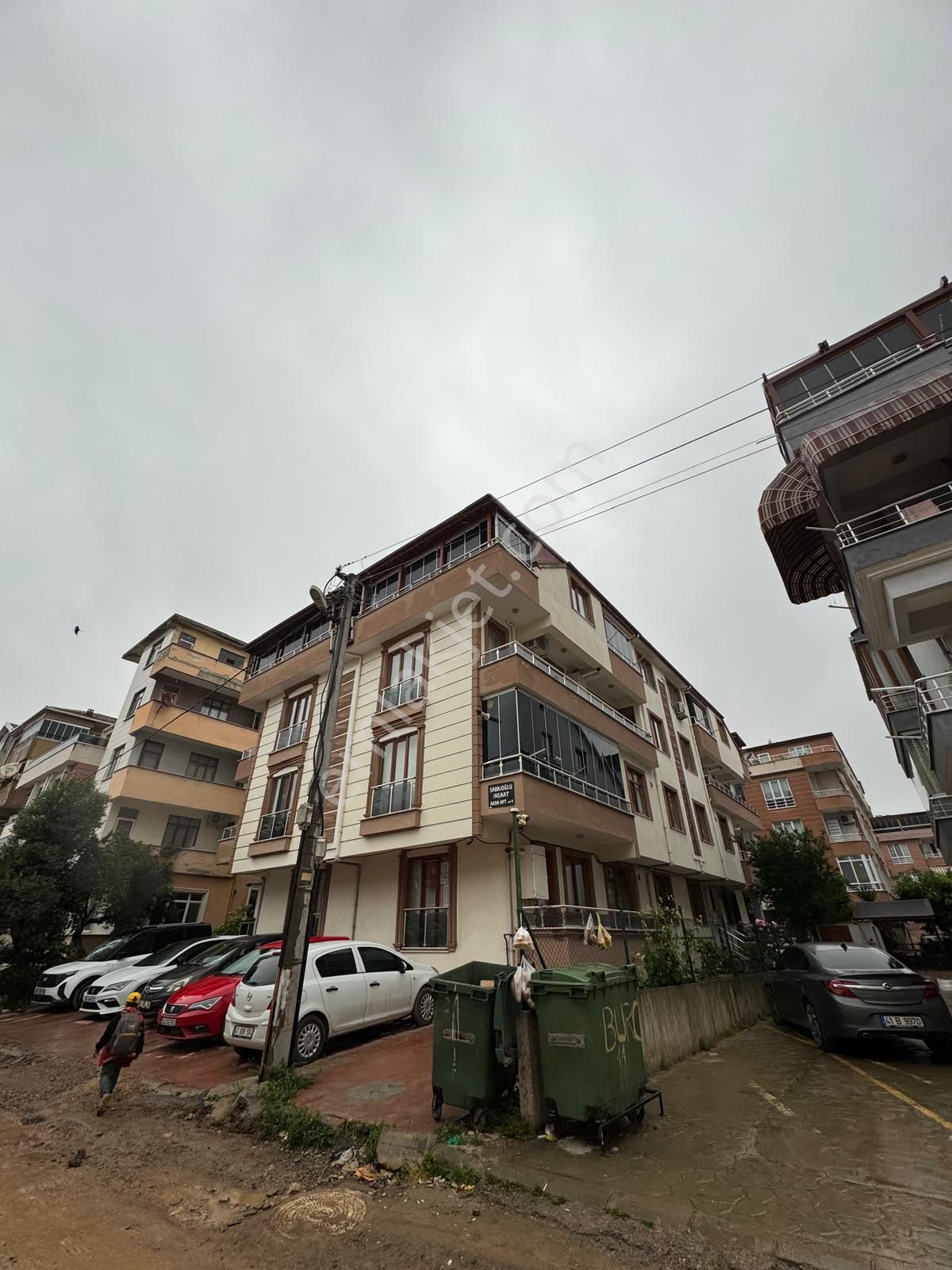 Emek Emlak'tan Mimar Sinan Mah.de Satılık 2+1 Yeni Daire S-2675