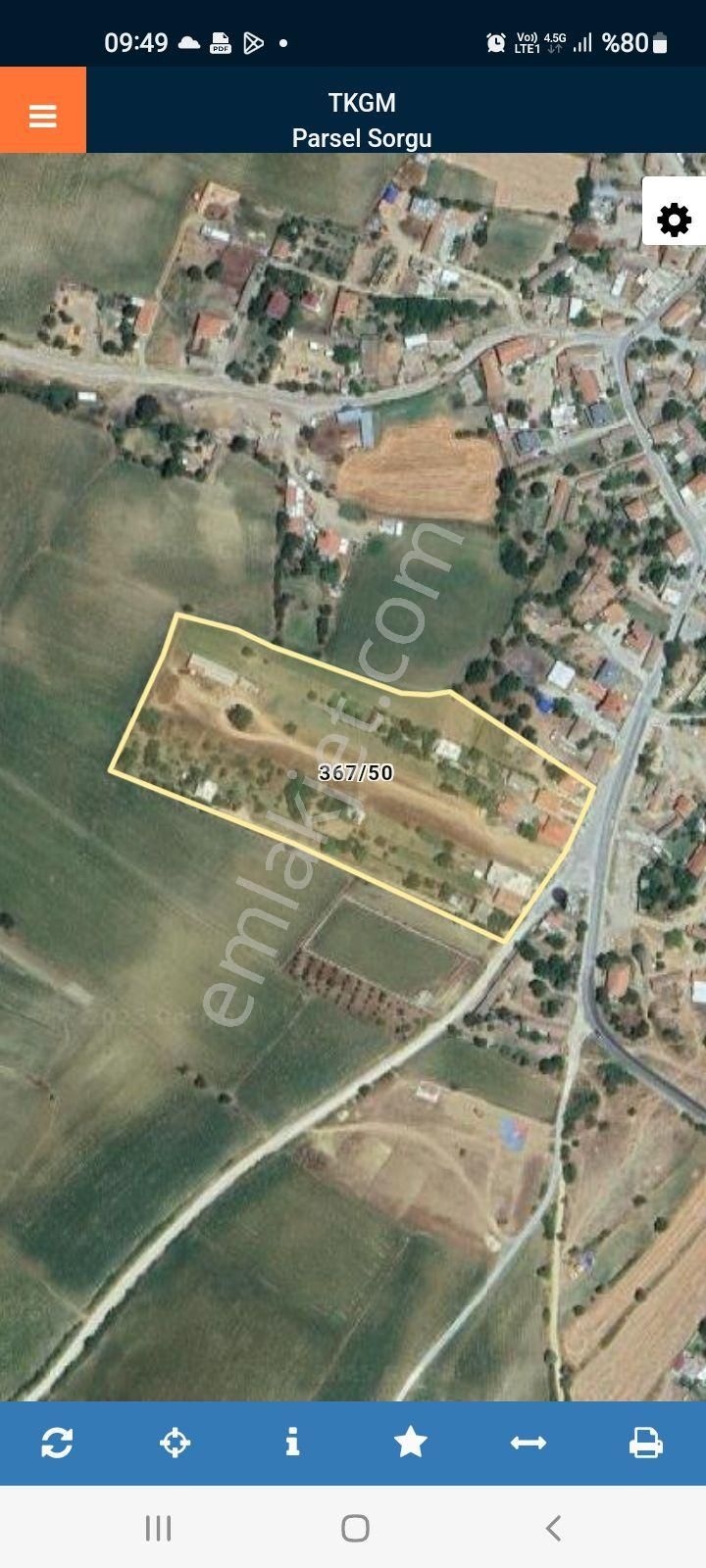 Yayla Köy İçinde Kadastro Yoluna Cephe, Yatırımlık Denize 3 Km