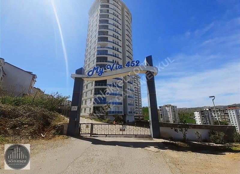 Sönmez'den Bucak Mah. 3+1 180 M² Site İçinde Satılık Daire