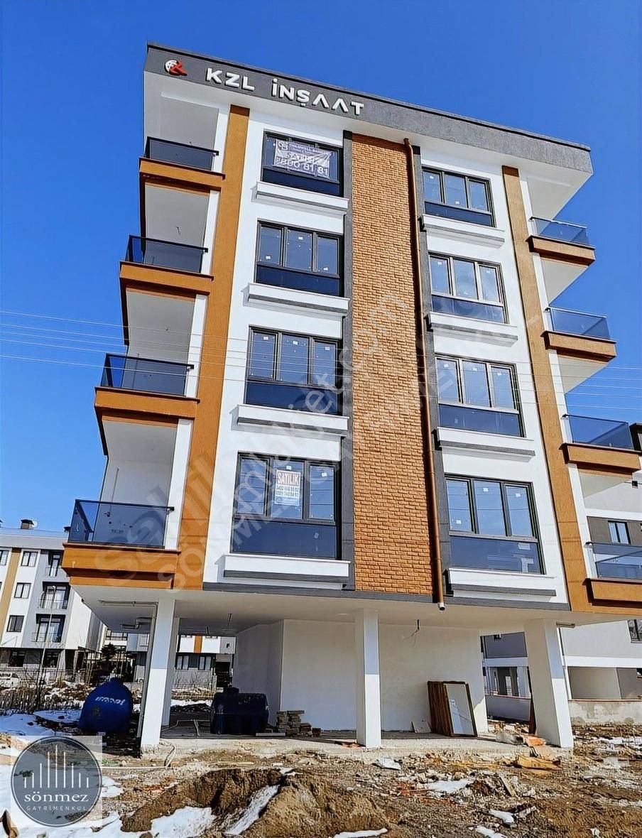 Sönmez'den Cumhuriyet Mah. 2+1 100 M² Sıfır Satılık Daire