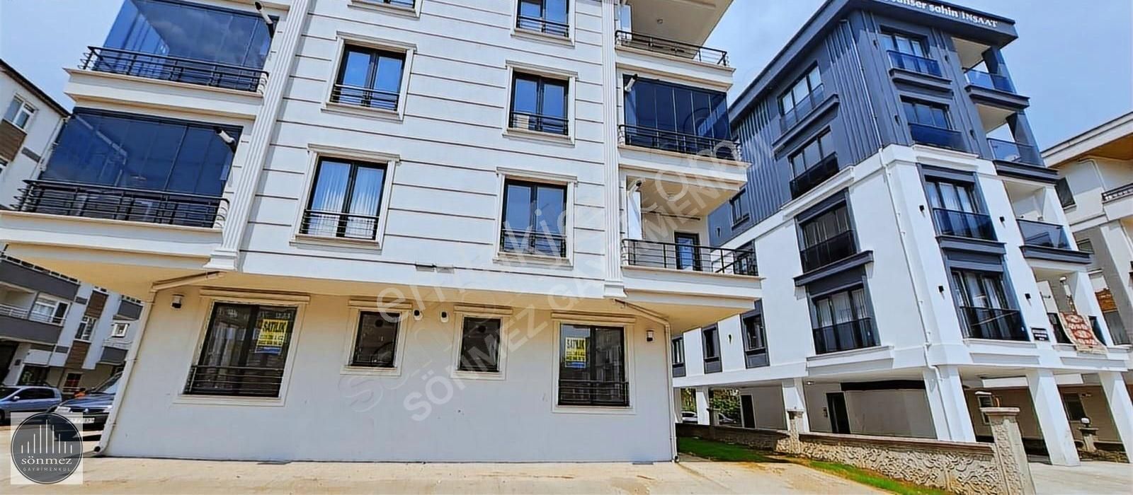Sönmezden Karşıyaka Merkezde Yeni Binada 2+1 Satılık Daire