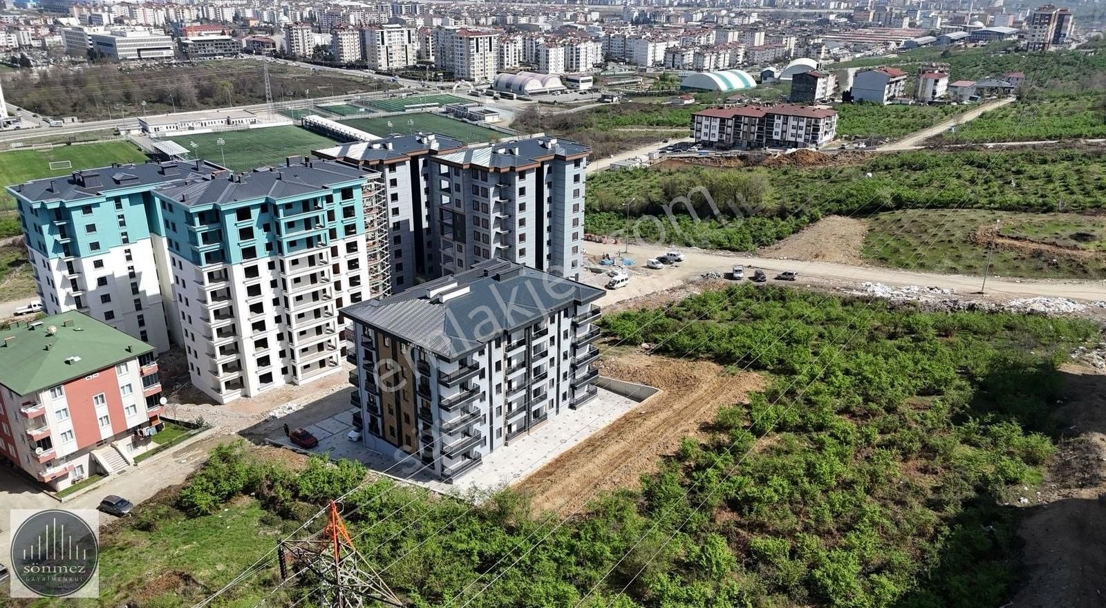 Sönmezden Karşıyakada Yeni Bitmiş Sıfır 3+1 Fırsat Satılık Daire