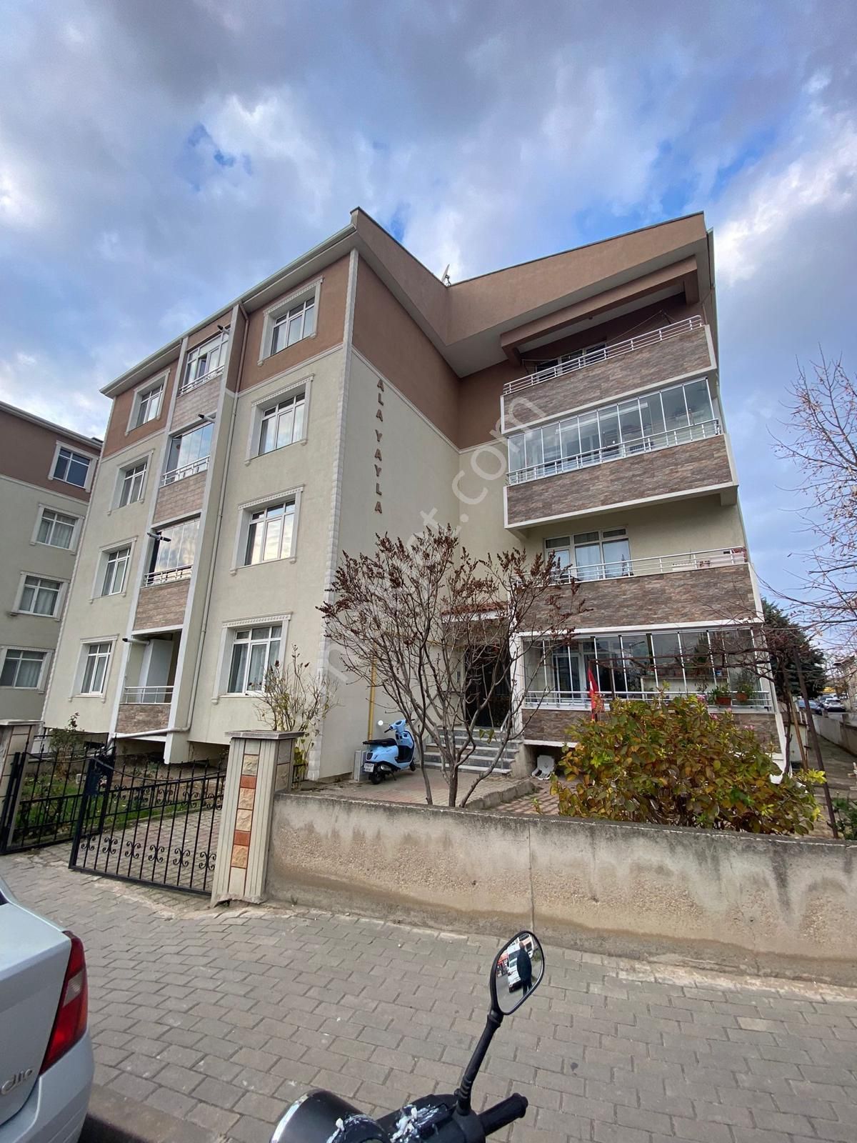 Kırklareli Merkez Pınar Mah Cadde Üzerinde Lüks Eşyalı 3+1 Daire