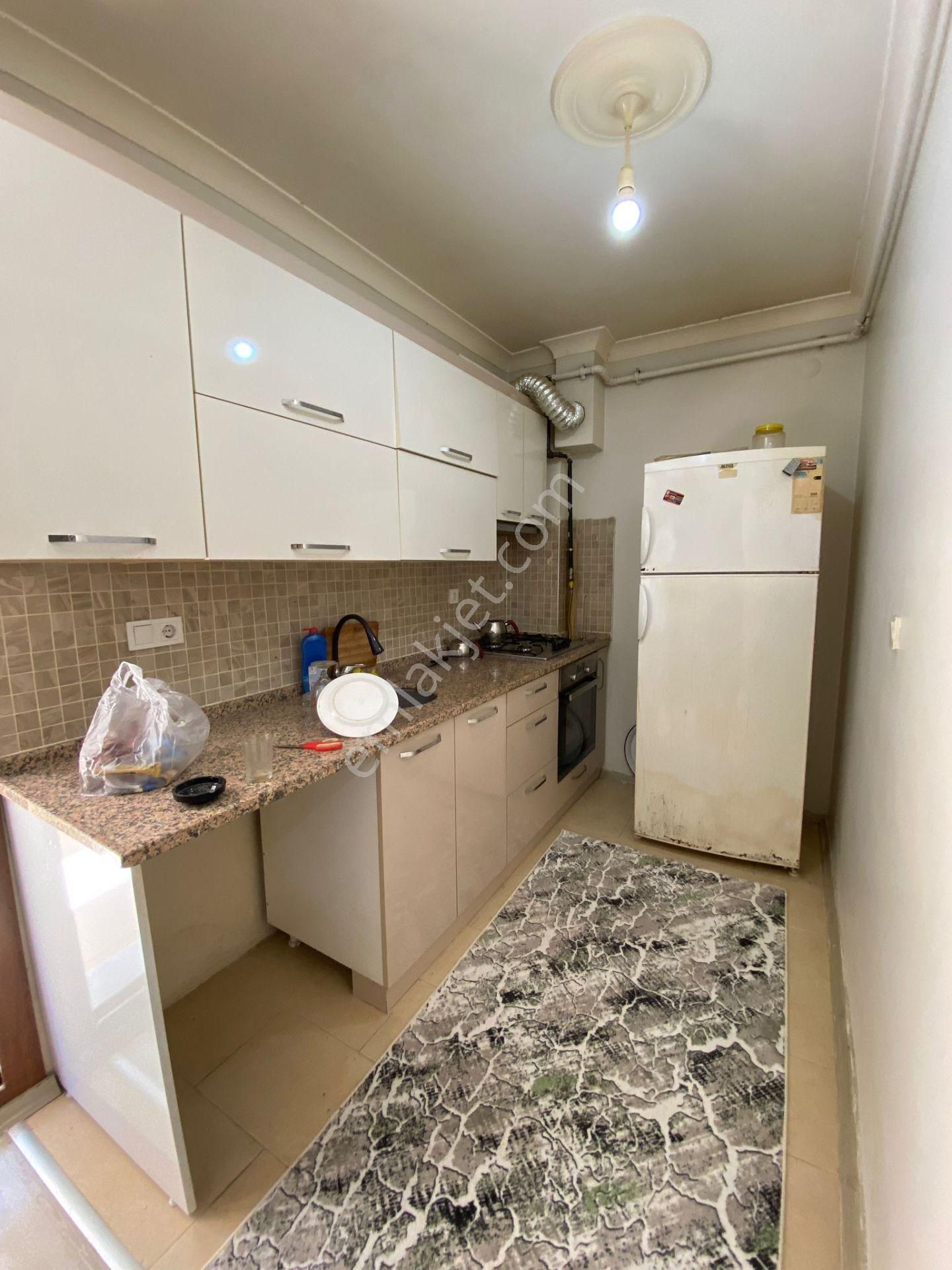 🏡peker Mahallesi 🏡 ✅2+1 90 M2 6 Katlının Zemin Katı ❇️açık Mutfak