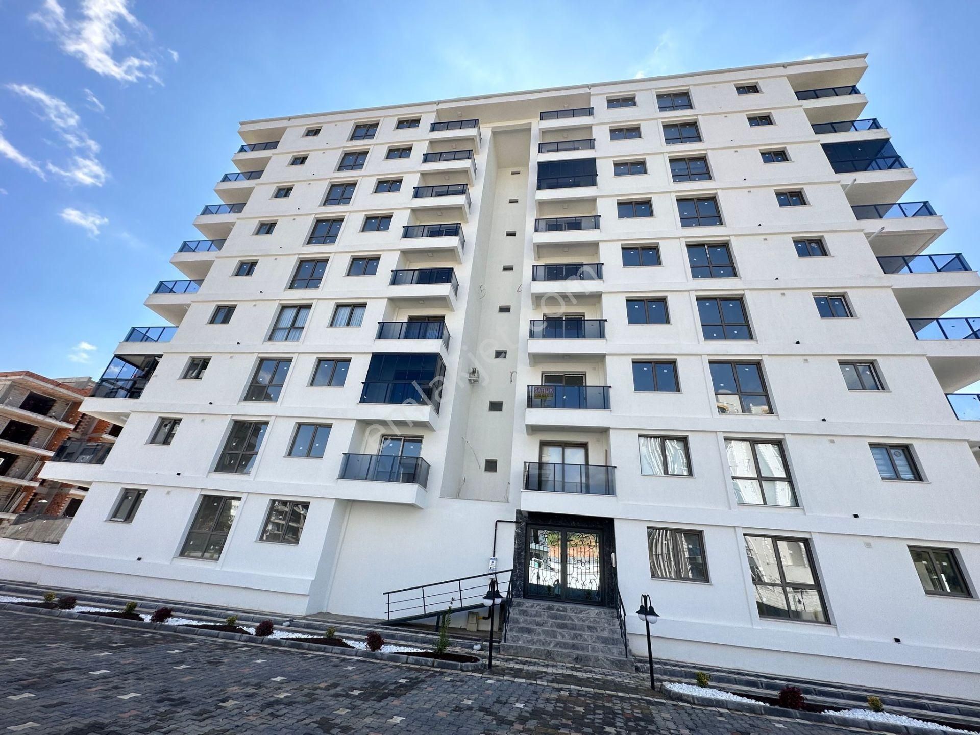 Konut Emlaktan Vadiparkta Site İçinde 3+1 Kiralık Daire