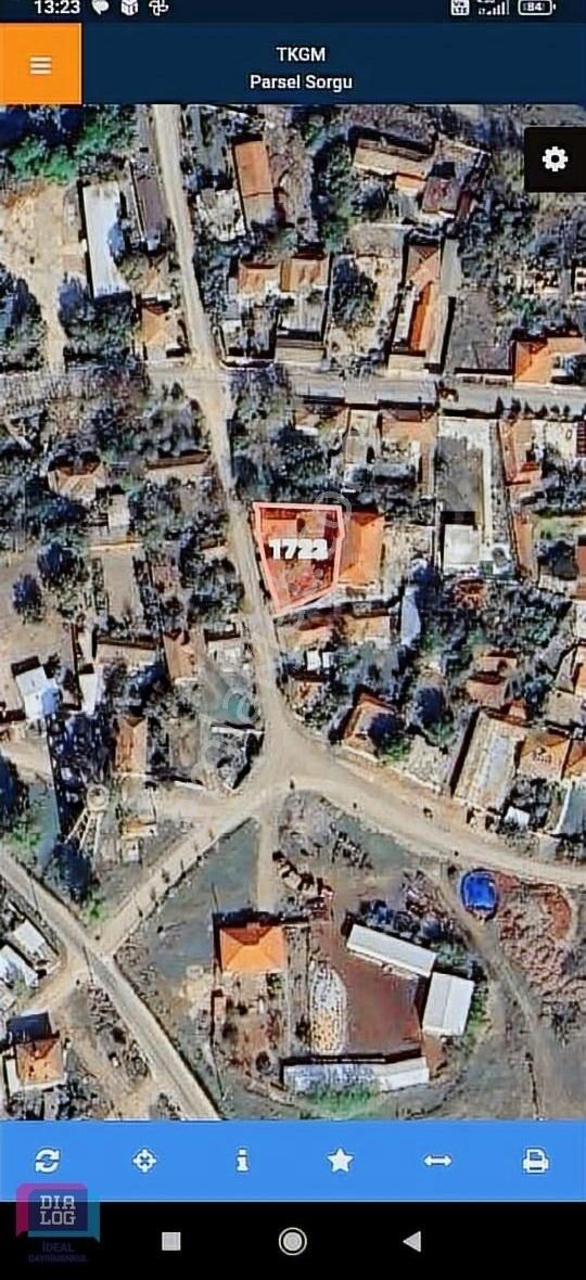 Uluabat Kullanılır Durumda Köy Evi Ve Dam