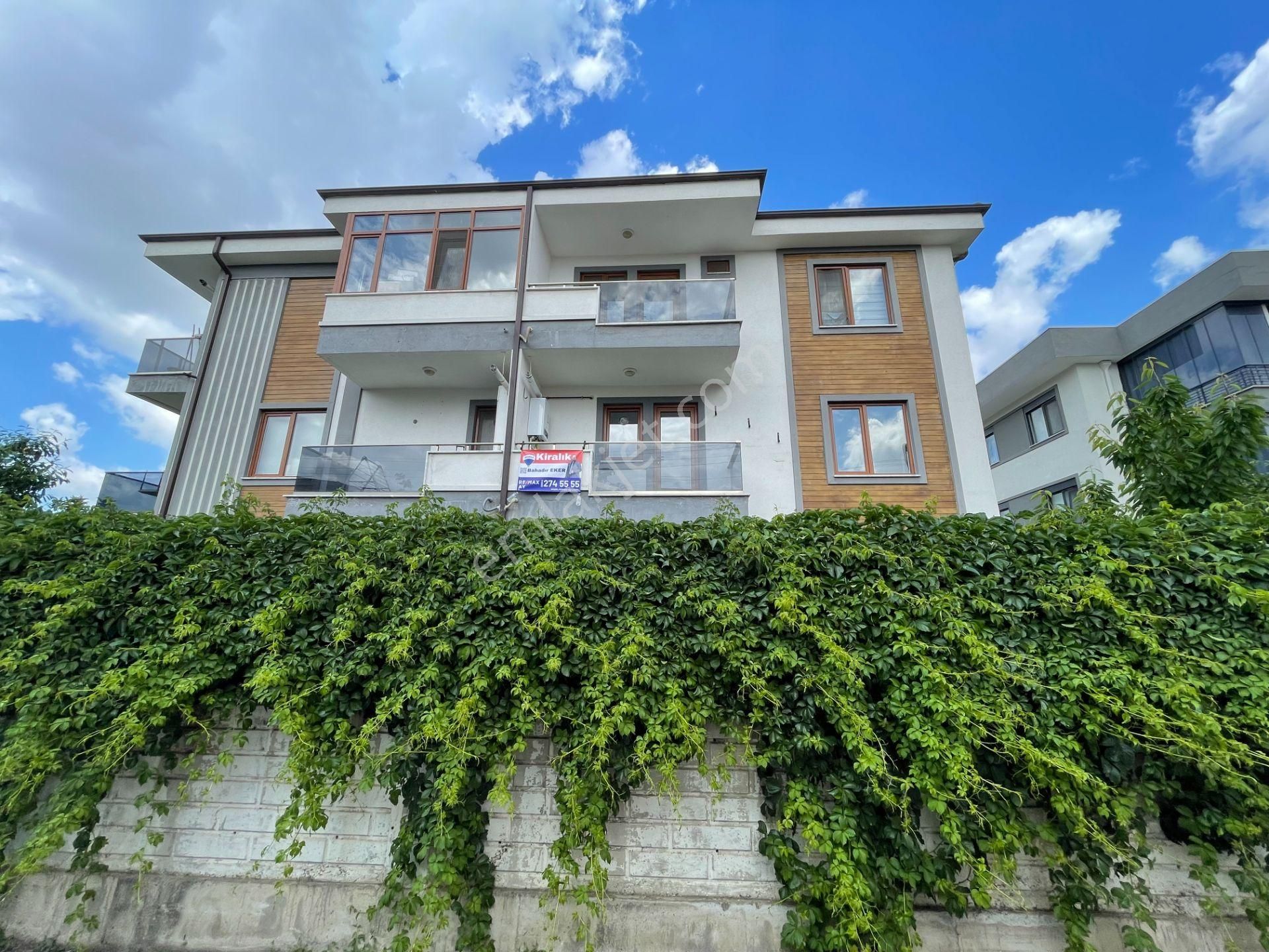 Yağcılar Mh.'de Kiralık 2+1 Daire - Bahadır Eker'den
