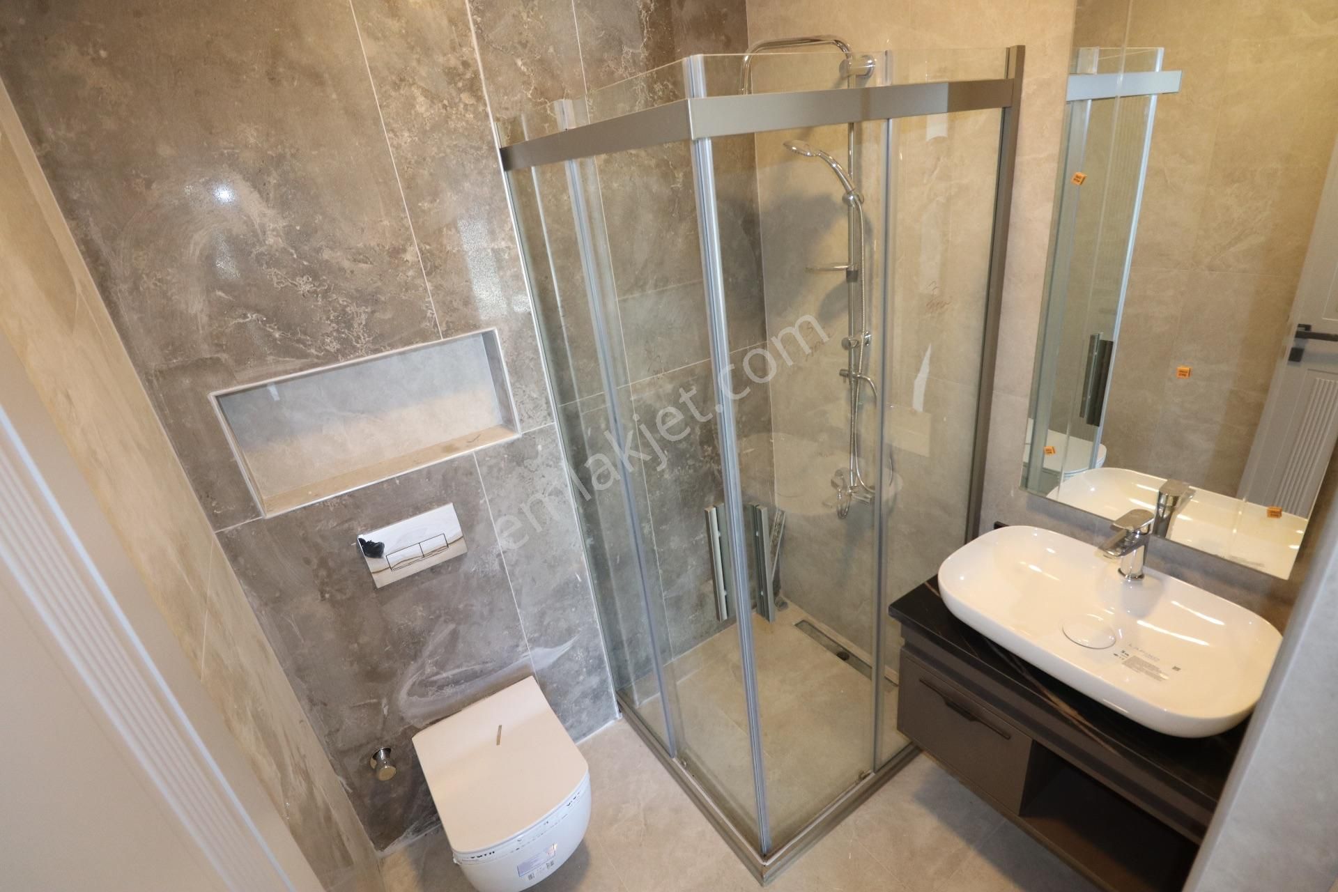 Mahmut İşler'den Kücükkuyuda Müstakil Havuzlu Lüks 4+1 Villa - Görsel 19