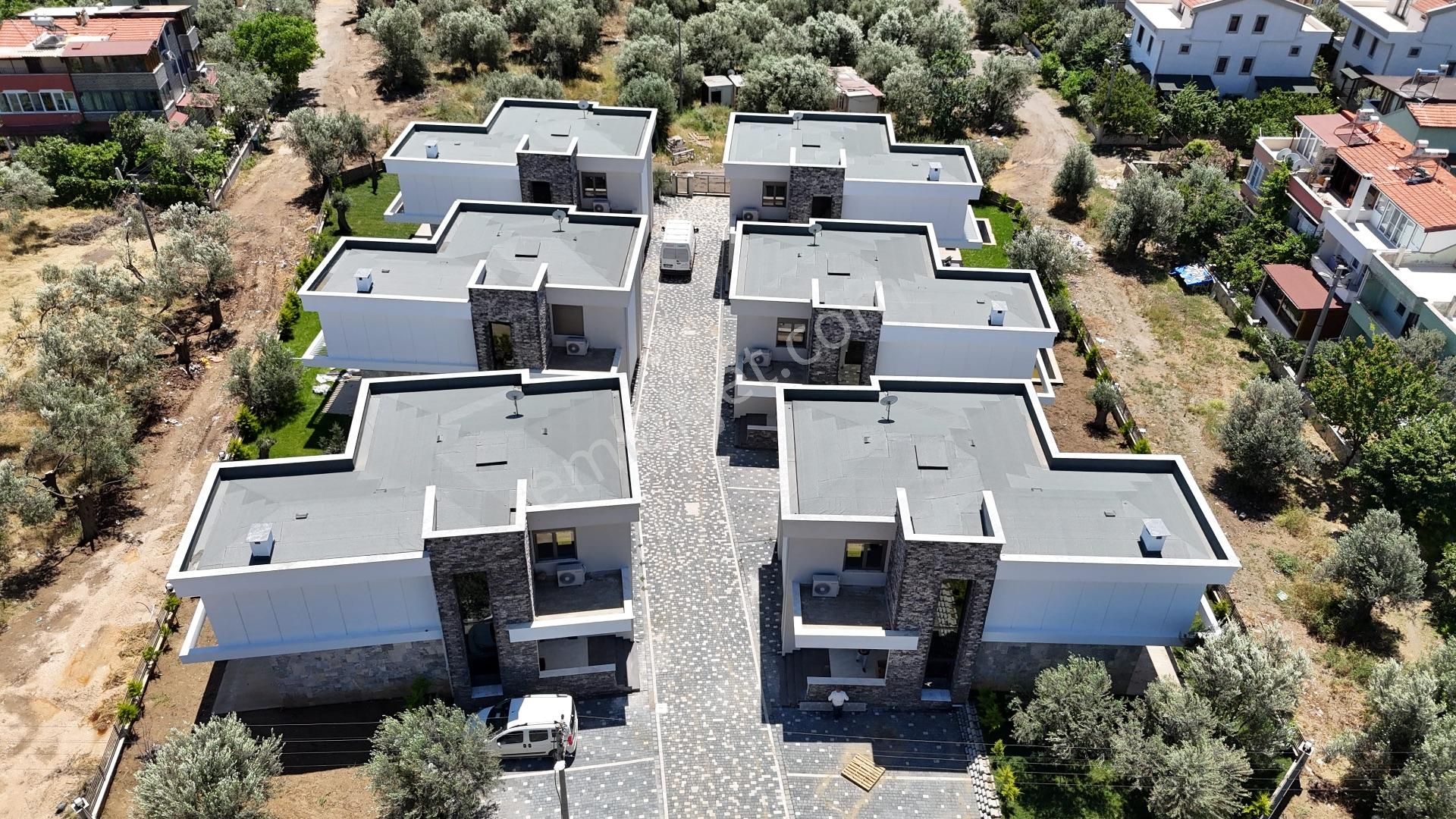 Mahmut İşler'den Kücükkuyuda Müstakil Havuzlu Lüks 4+1 Villa - Görsel 4