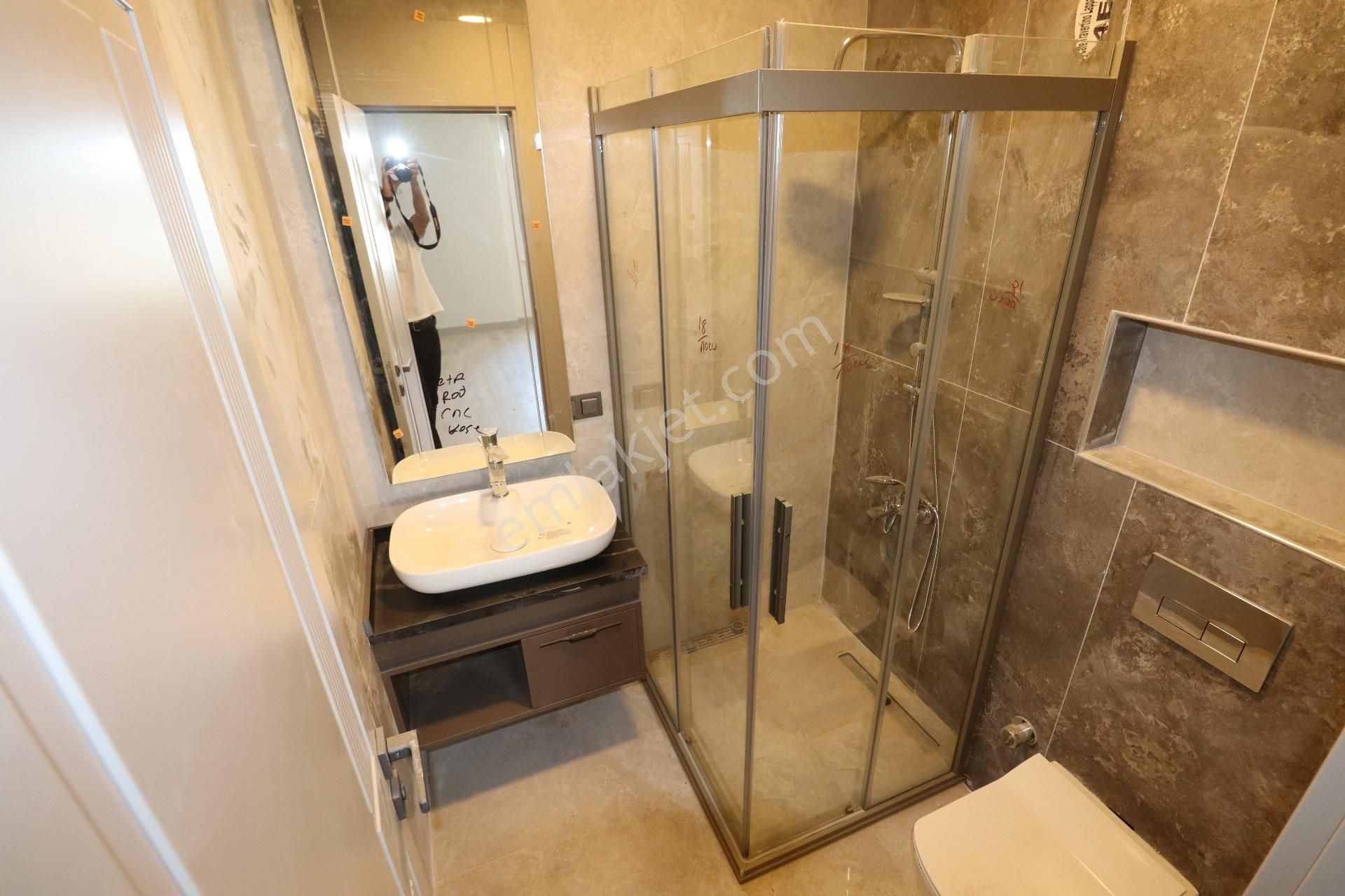 Mahmut İşler'den Kücükkuyuda Müstakil Havuzlu Lüks 4+1 Villa - Görsel 17