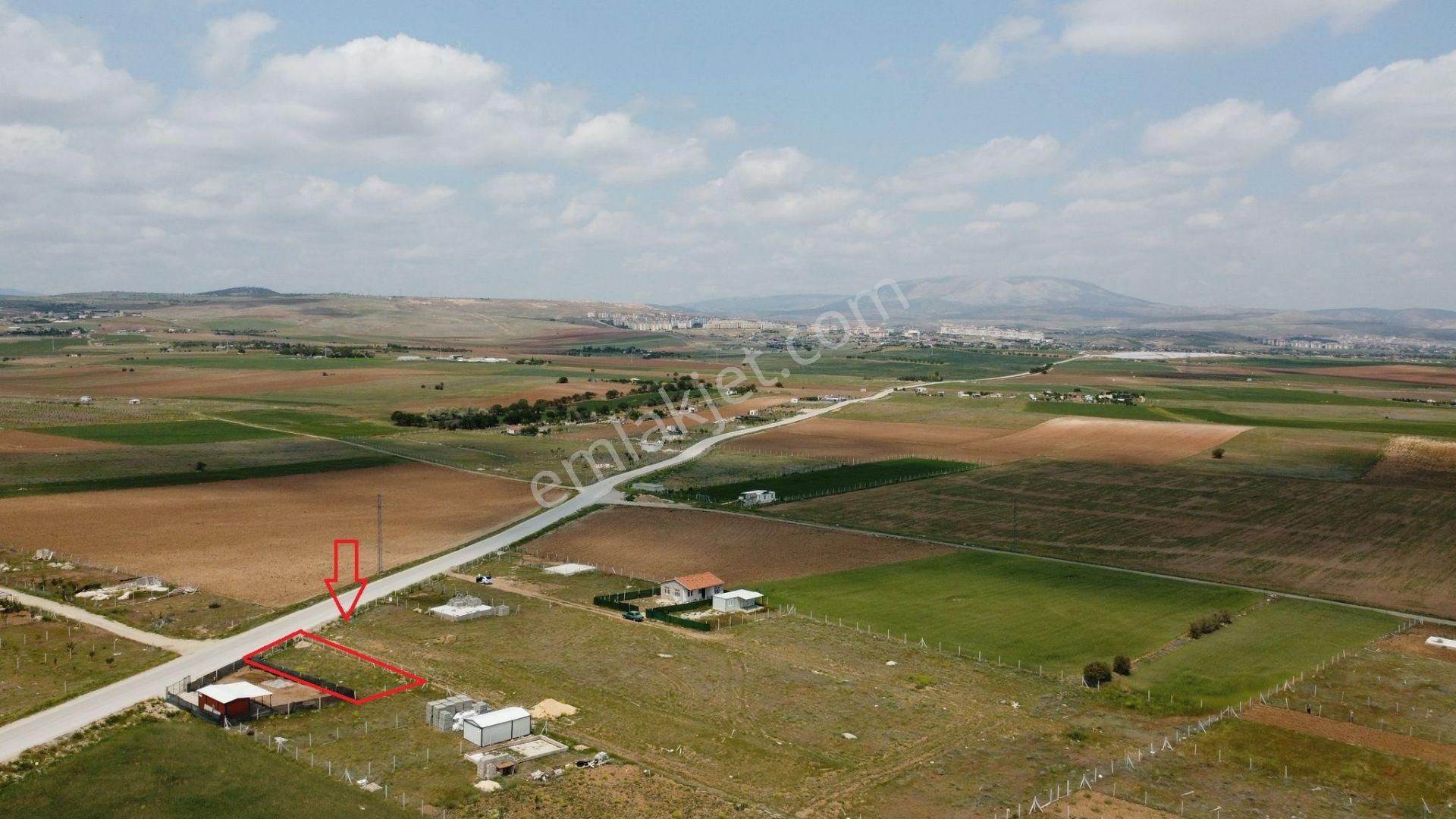 Gödene'de 346 M2 Satılık Bahçe