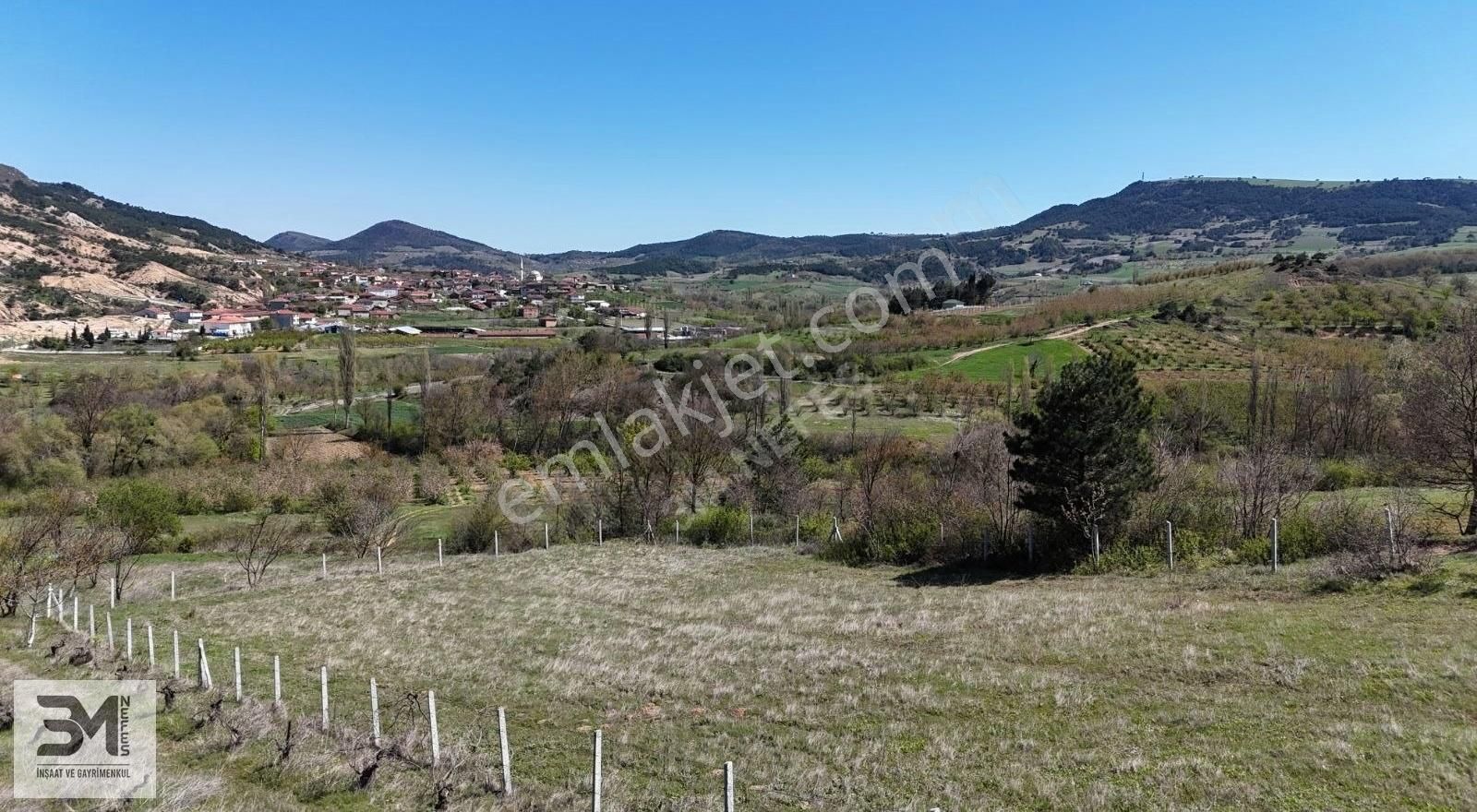 Geyve Akdoğan 2032 M2 Resmiyola Cephe Köye 500 Metre Bağ Nitelik - Görsel 2