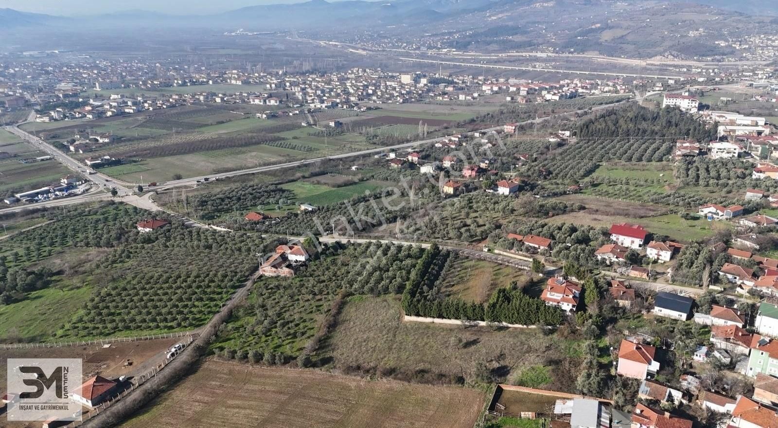 Geyve Eşme 935 M2 Arsa İçinde,manzaralı Müstakil Ev Ve Bahçesi