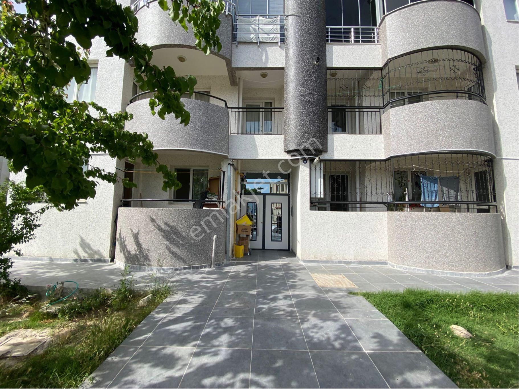 Ayrancılar Egekent Zeytin Sitesi‘nde 3 + 1 Ara Kat Doğalgazlı Yağmur Emlk’tan Kiralık Daire