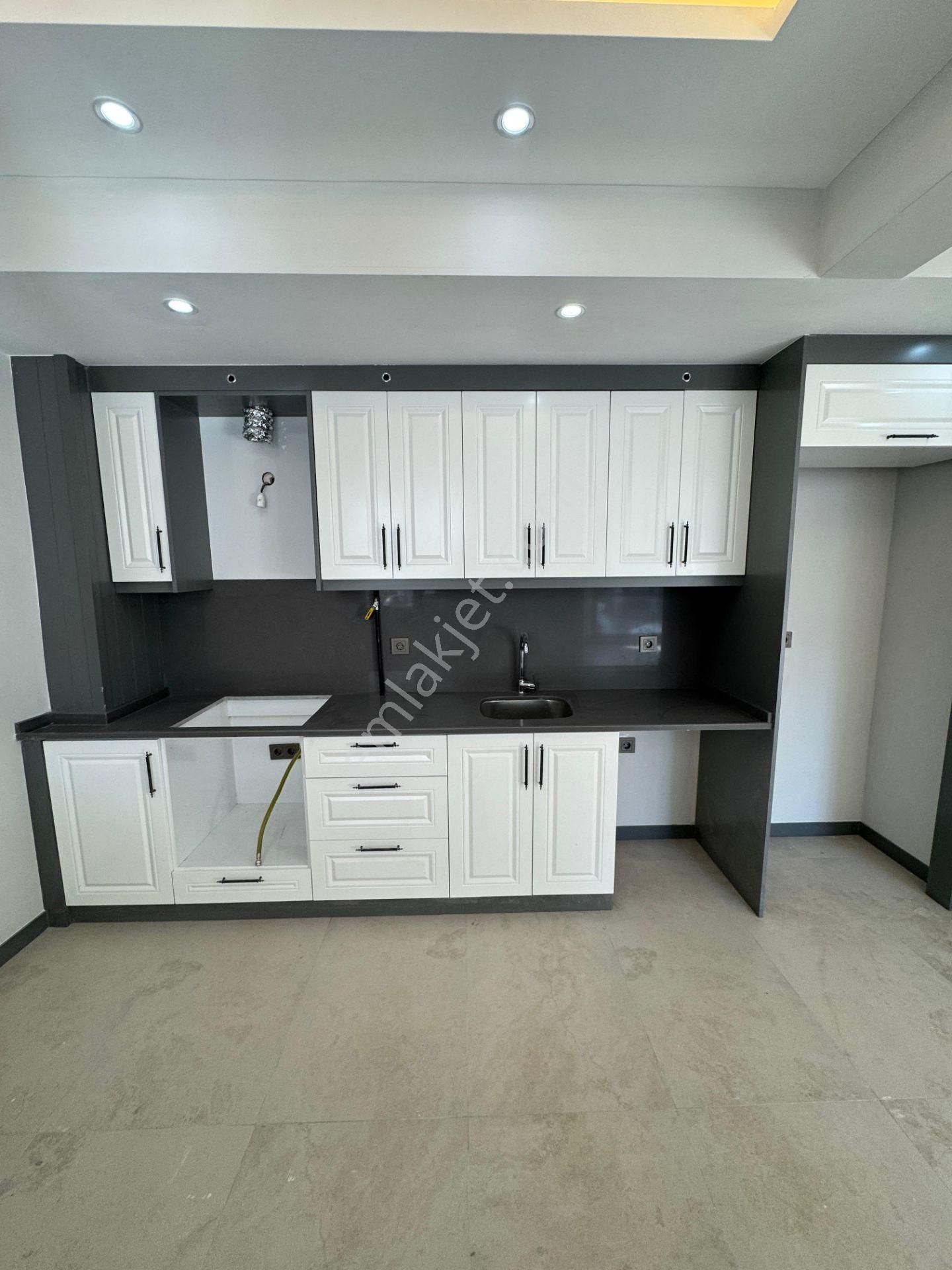 Fesleğen Mah. Sıfır 3+1 125m2 Asansörlü Açık & Kapalı Otoparklı Müştemilatlı Ultra Lüks Daire - Görsel 6