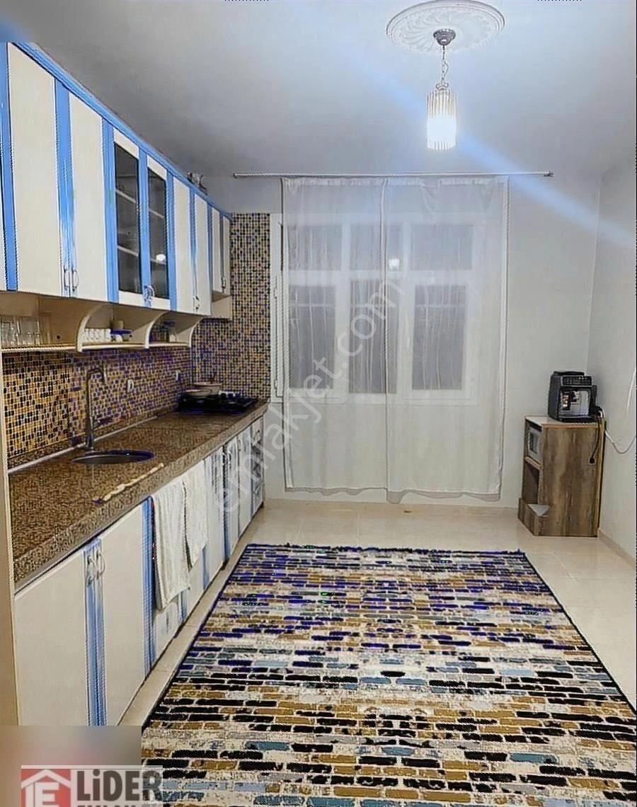 Bahçeli Evler Cad 2.parsel Salçacı Yusuf Karşısı Satlık Geniş Ev