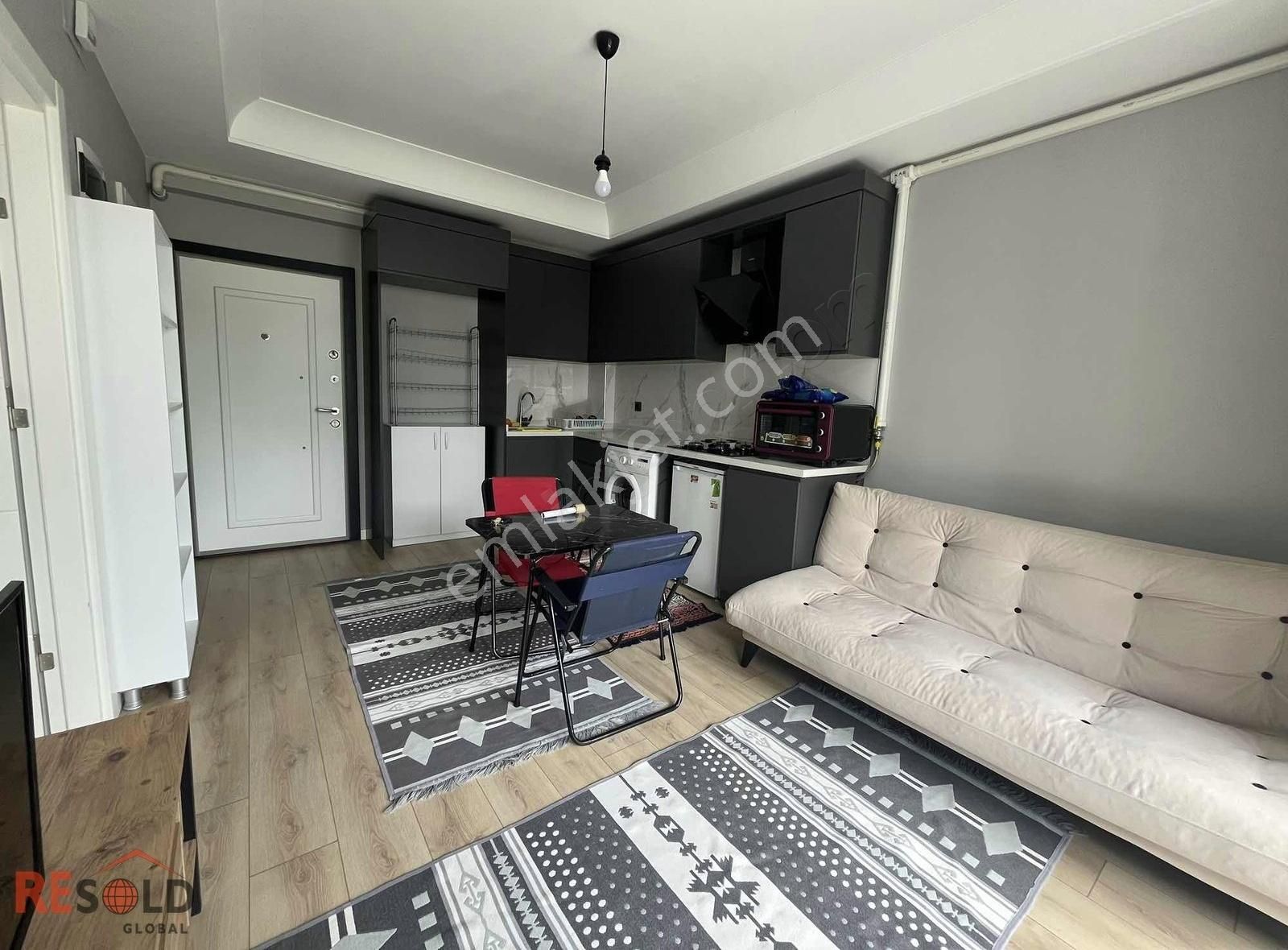 Global Resolddan Çakır Tower Sitesinde 1+1 Eşyalı Kiralık Daire.