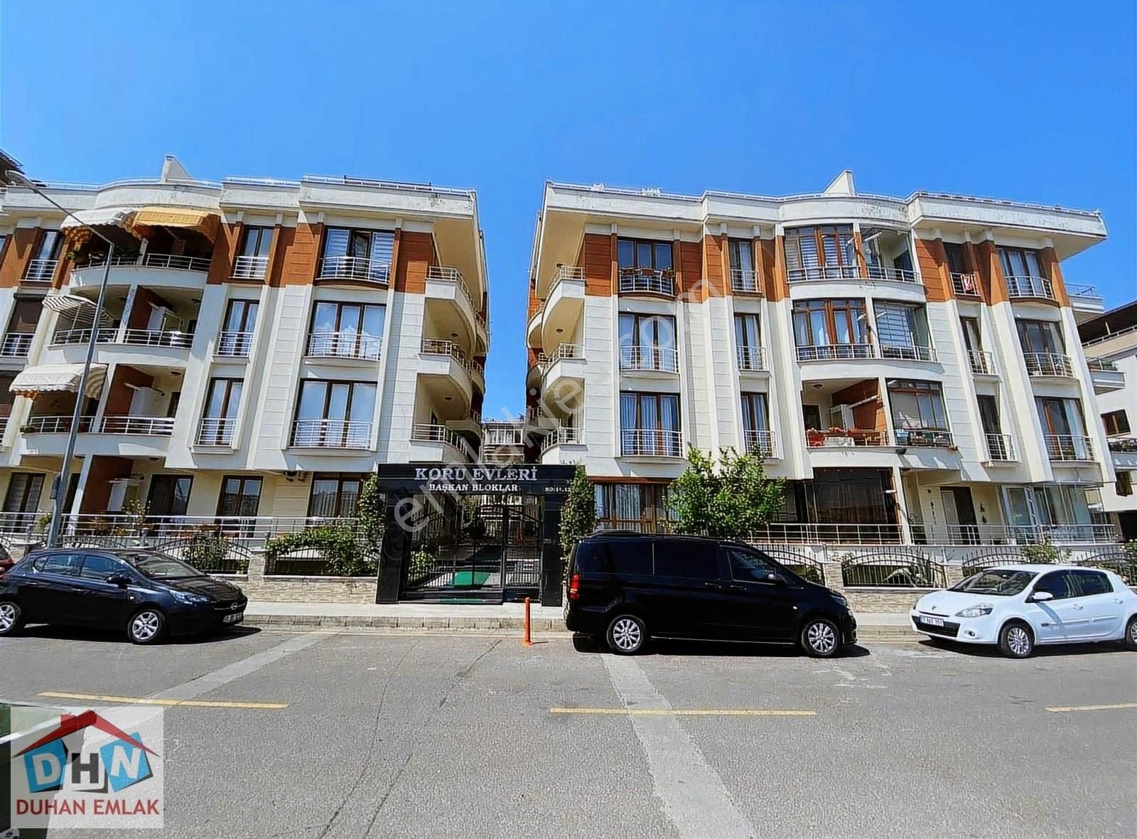 Duhan Emlak'tan Bahçelievler'de Site İçinde 210m2 5+1 Dubleks