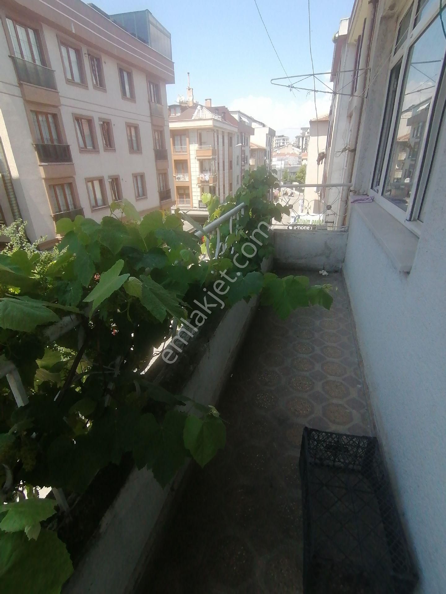 Ümraniye Yamanevler Atatürk Mahallesi Çarşı Metro Yürüme Mesafesi Temiz Daire 1.kat Balkon Mer - Görsel 19