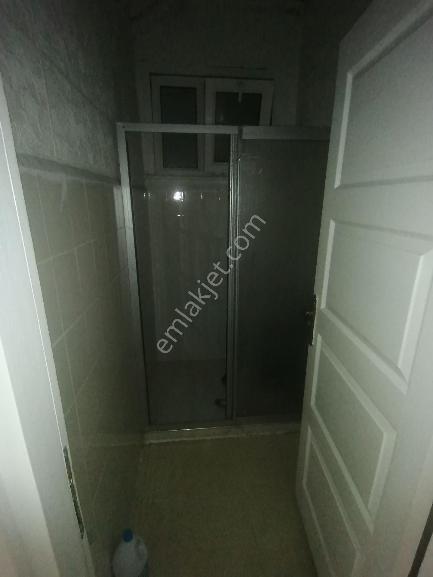 Ümraniye Yamanevler Atatürk Mahallesi Çarşı Metro Yürüme Mesafesi Temiz Daire 1.kat Balkon Mer - Görsel 15