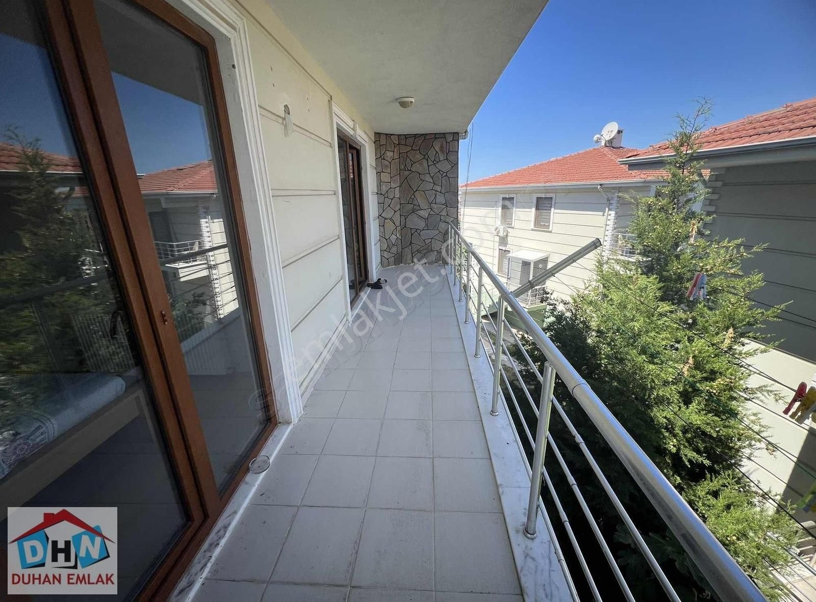 Duhan Emlaktan Yıldırım İnci Villalarında 4+1 320m2 Fırsat Villa - Görsel 3