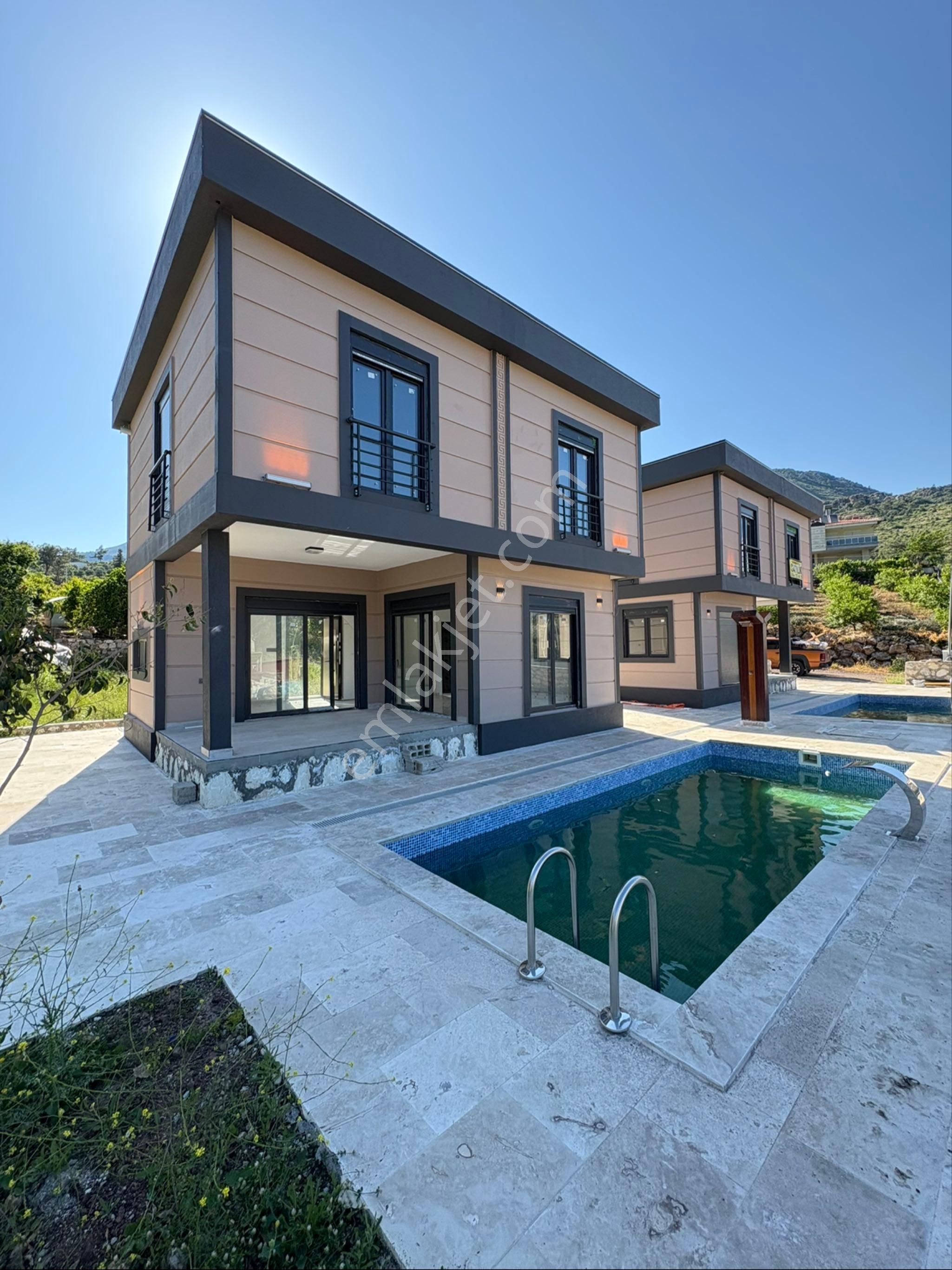İnal Emlaktan Antalya Adrasan İngiliz Mahallesinde Satılık Sıfır Villa