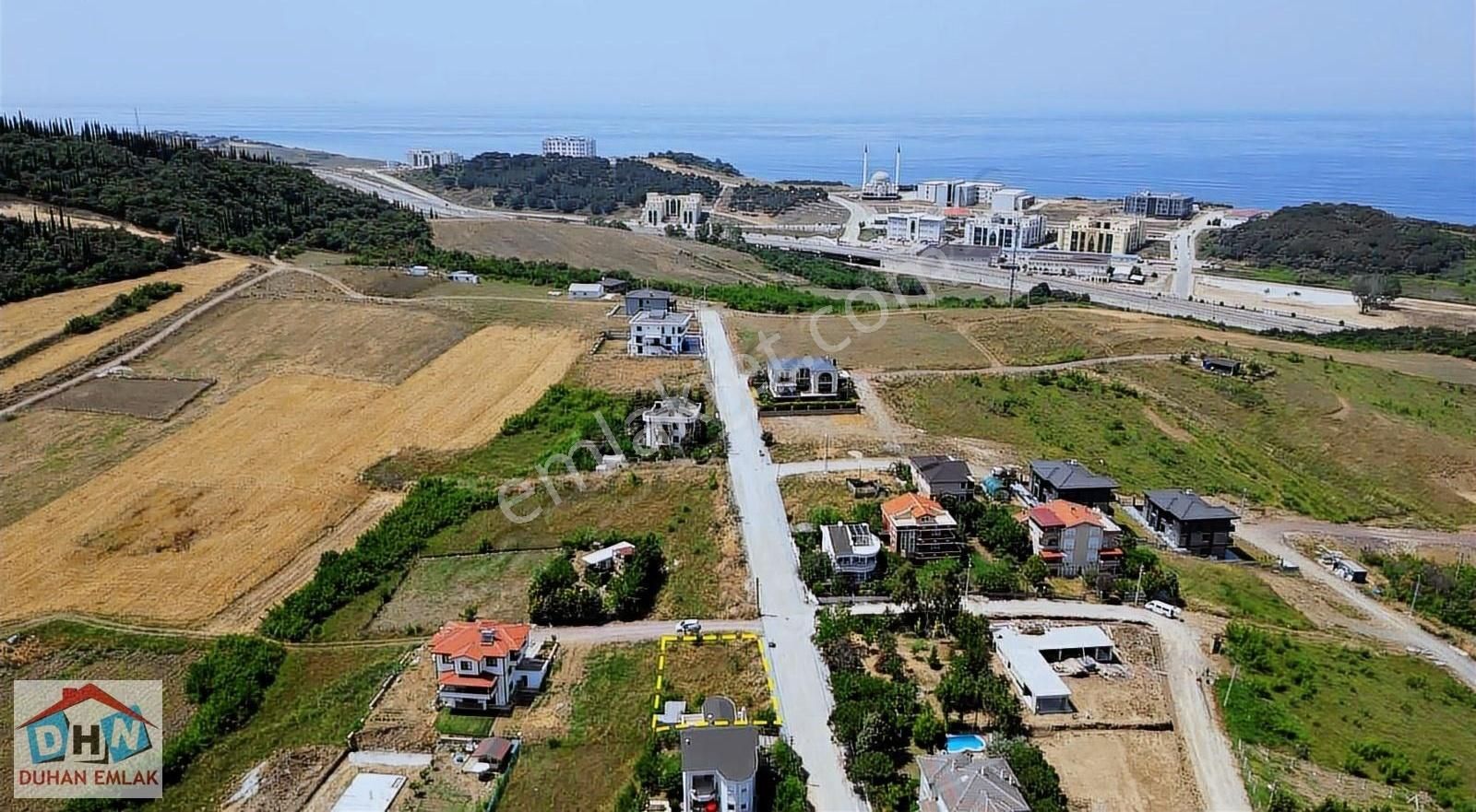 Duhan Emlak'tan Samanlı'da Elit Villa Bölgesinde %30 459m2 Köşe