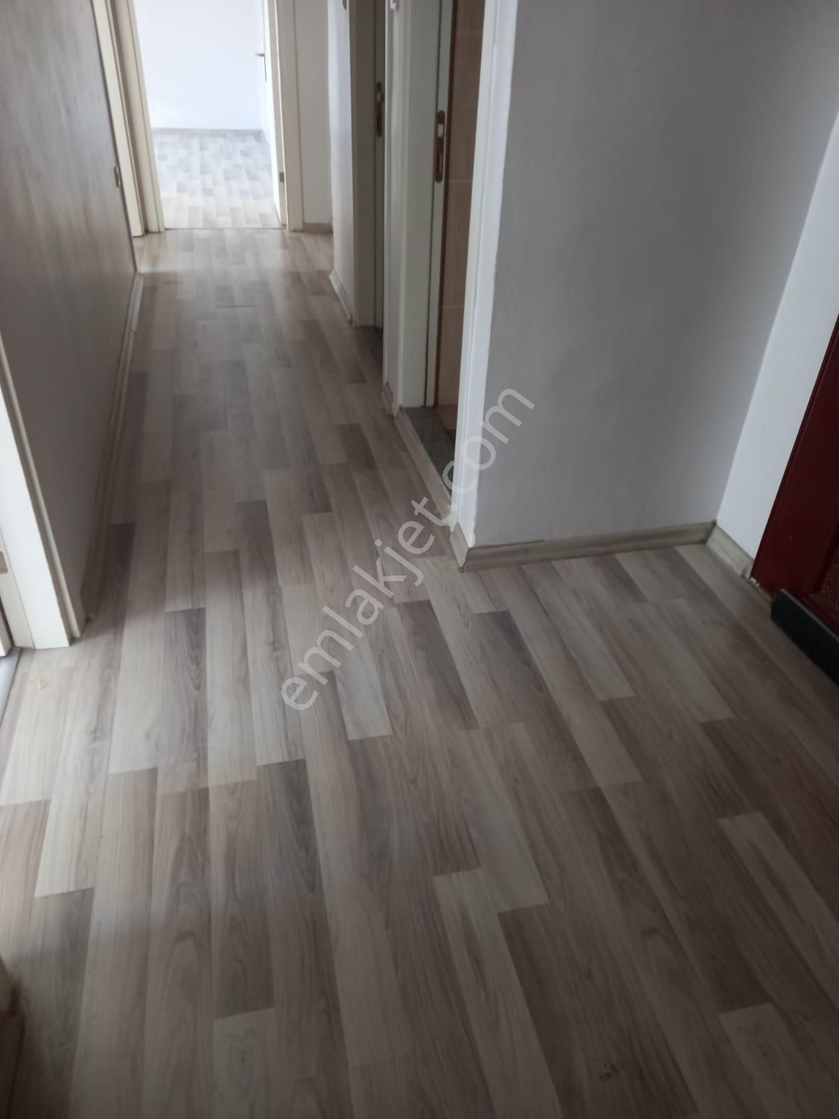Avcılar Üniversite Mahallesi Yeni Binada Metrobüse 3 Dk Yürüme Mesafesinde 2+1 Kiralık Daire