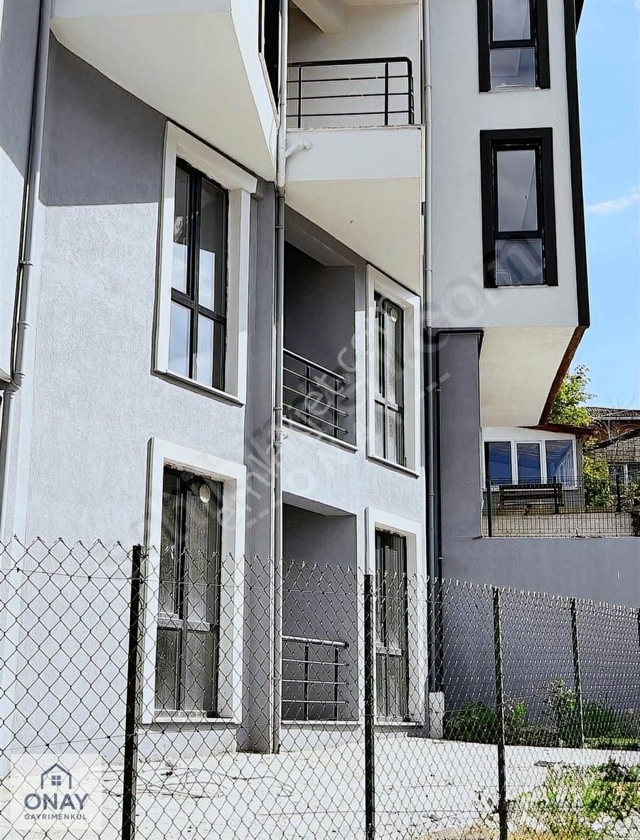 Onay 'dan Tepe Mevkii 1+1 Daire