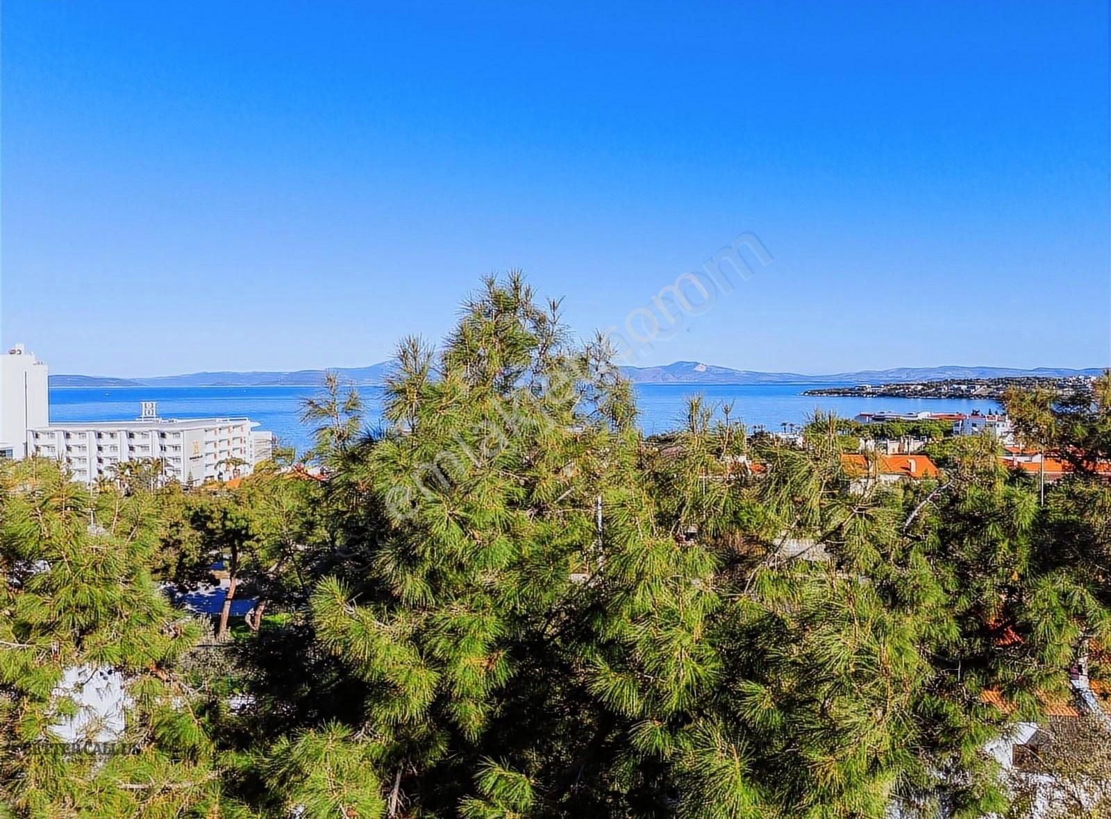 Boyalık Deniz Manzaralı İkiz Tripleks İmarlı Arsa