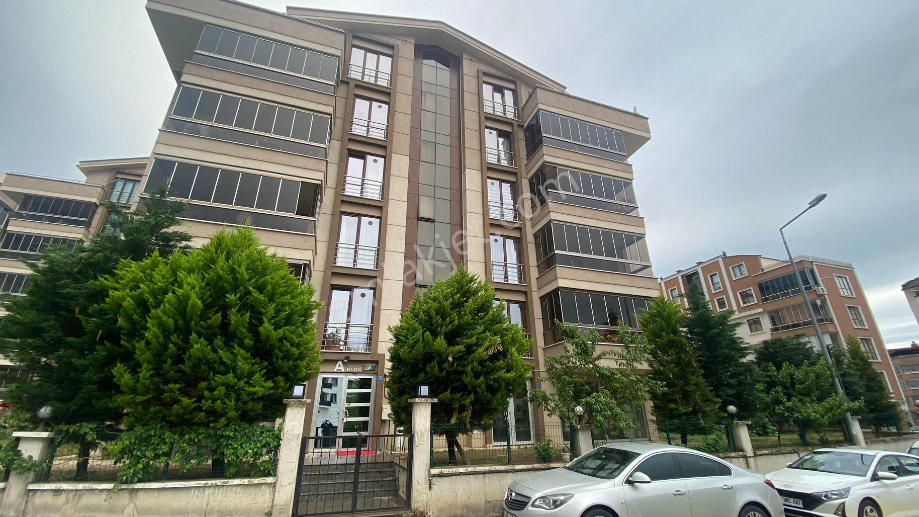İdenova'dan Demirci'de 4+1 Dubleks Daire