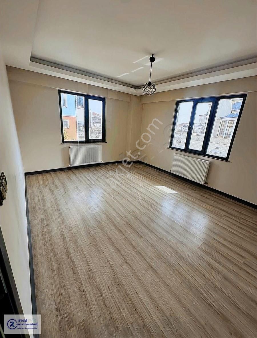 Muhittin Mahallesinde 2+1 Kiralık Daire