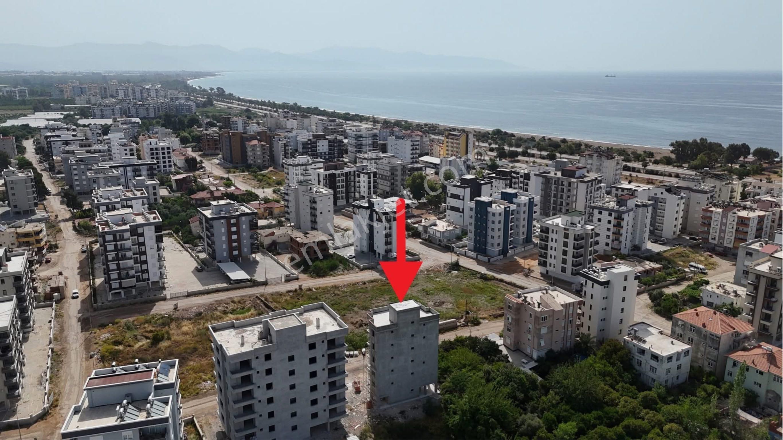Gökhan Gökdemirden Ana Yol Kenarında Denize Yakın 1+1 Lüks Satılık Daire
