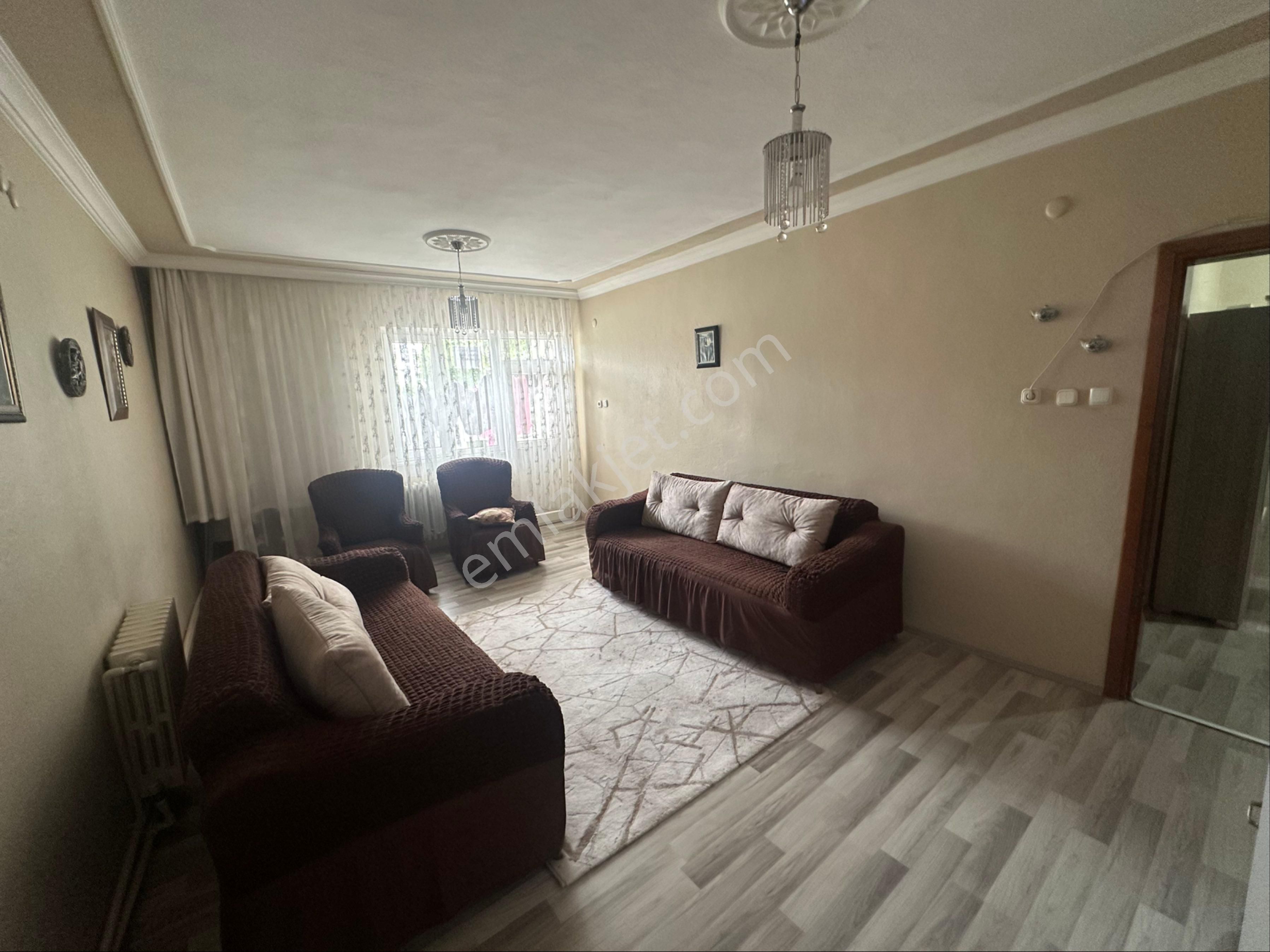 **istiklal Mahallesi Satılık 3+1**