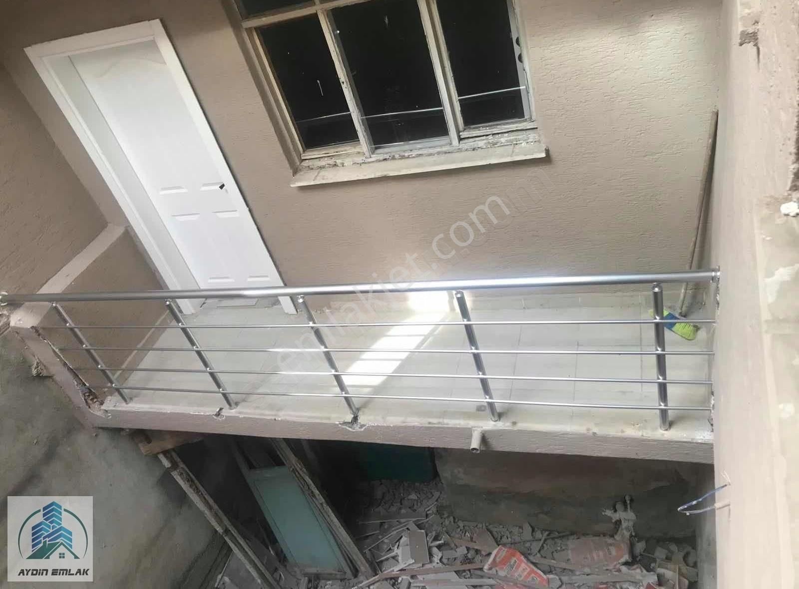 Çiftehavuzlar'da Satılık Ara Kat Daire