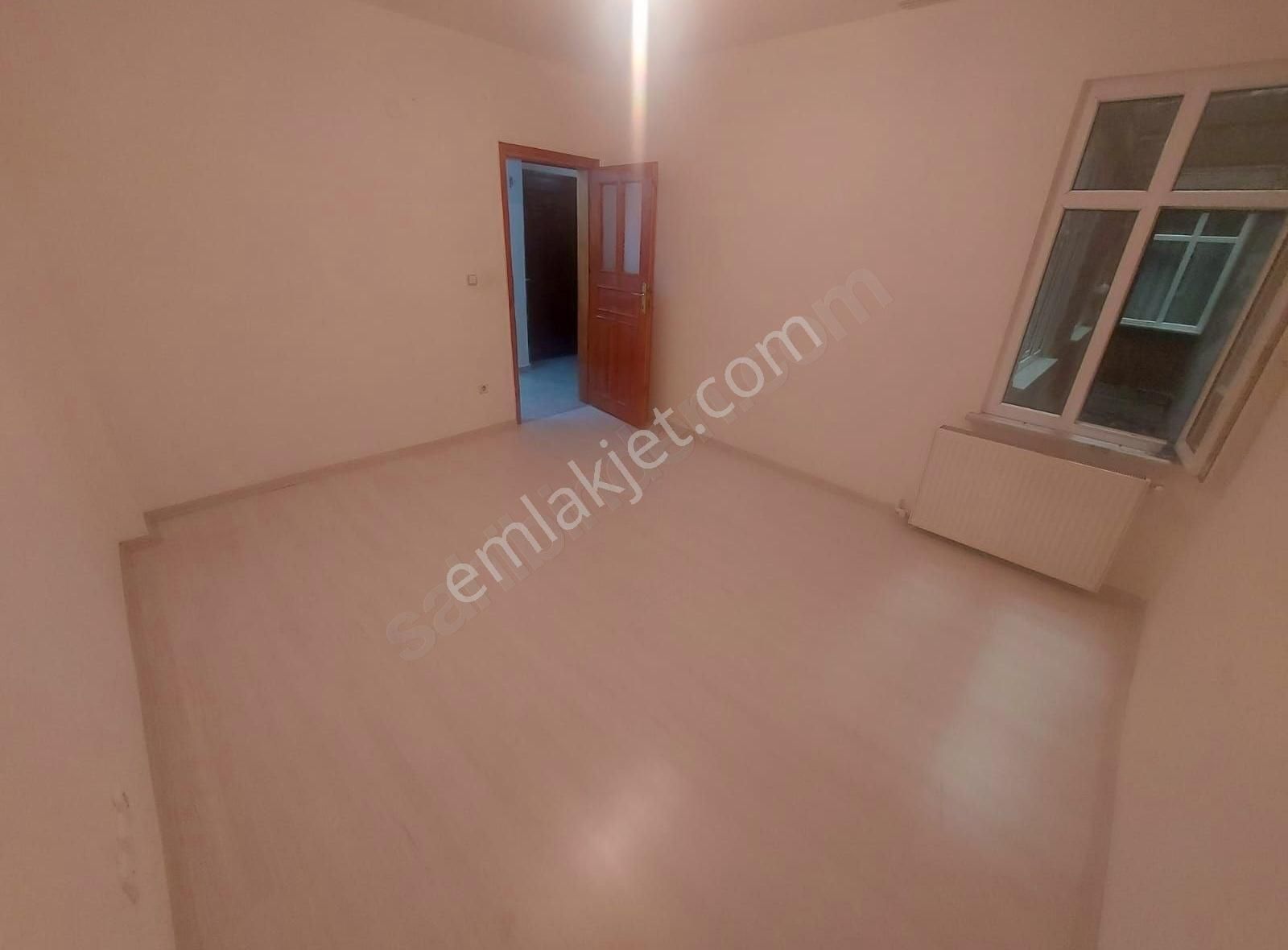 Pınarbaşı Emlak İstasyon Mah Satılık 3+1 Daire 130m2 2 Kat